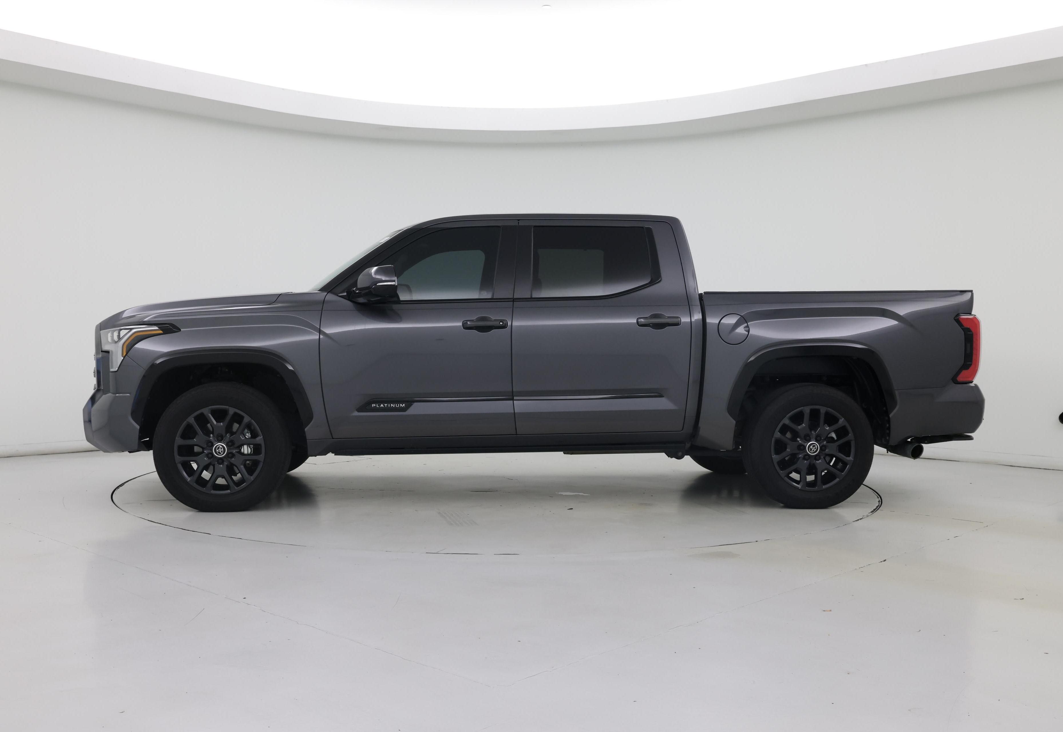 Thumbnail: 2024 Toyota Tundra - 3