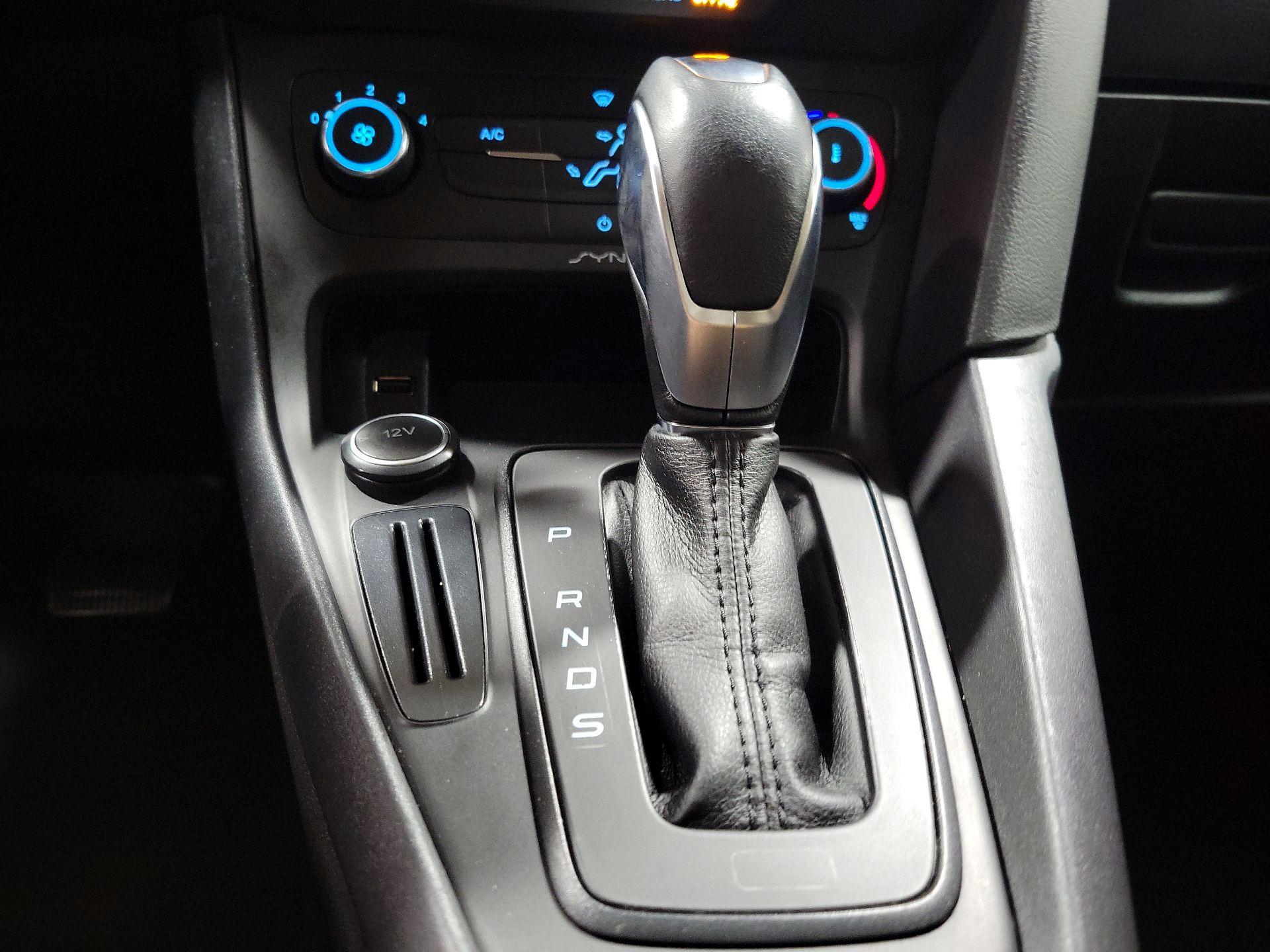 Thumbnail: 2016 Ford Focus - 17