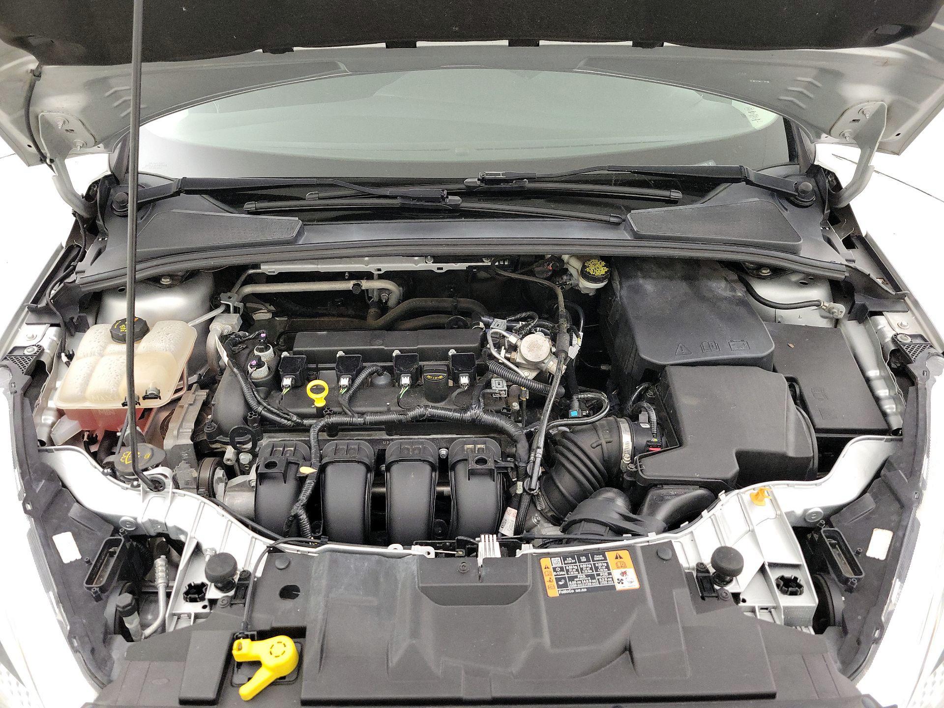 Thumbnail: 2016 Ford Focus - 20