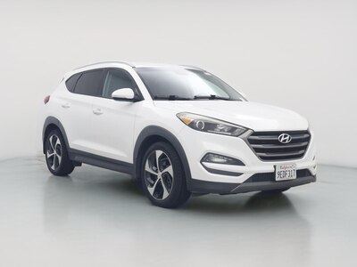 White 2016 Hyundai Tucson Sport