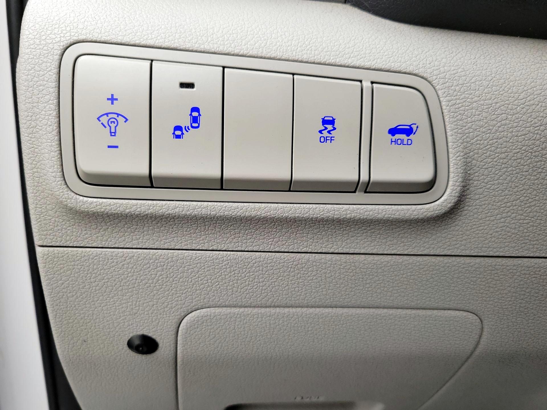 Thumbnail: 2016 Hyundai Tucson - 13