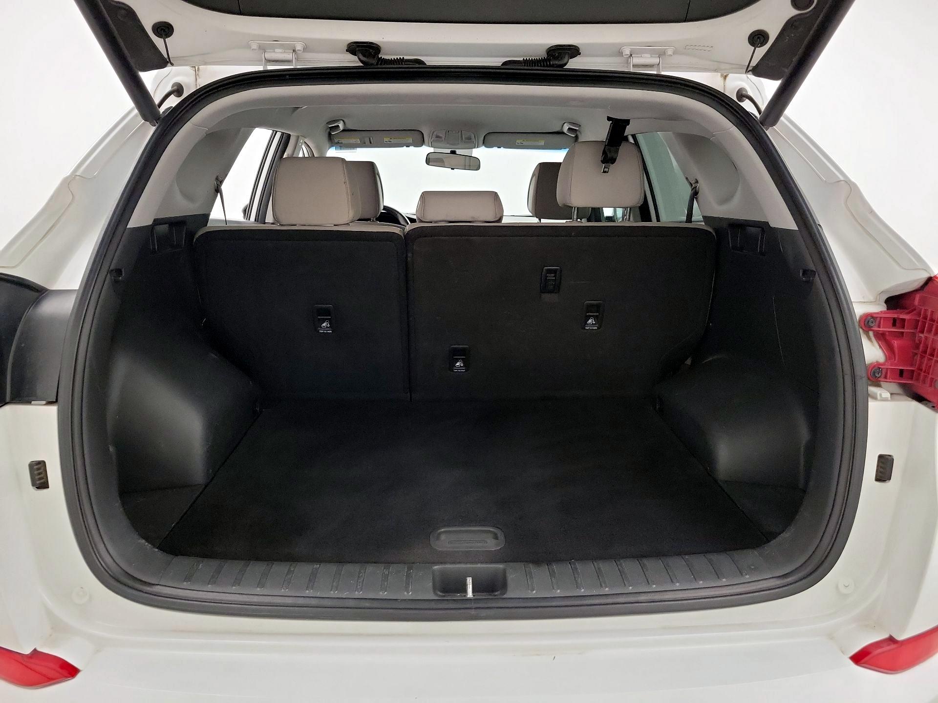 Thumbnail: 2016 Hyundai Tucson - 20