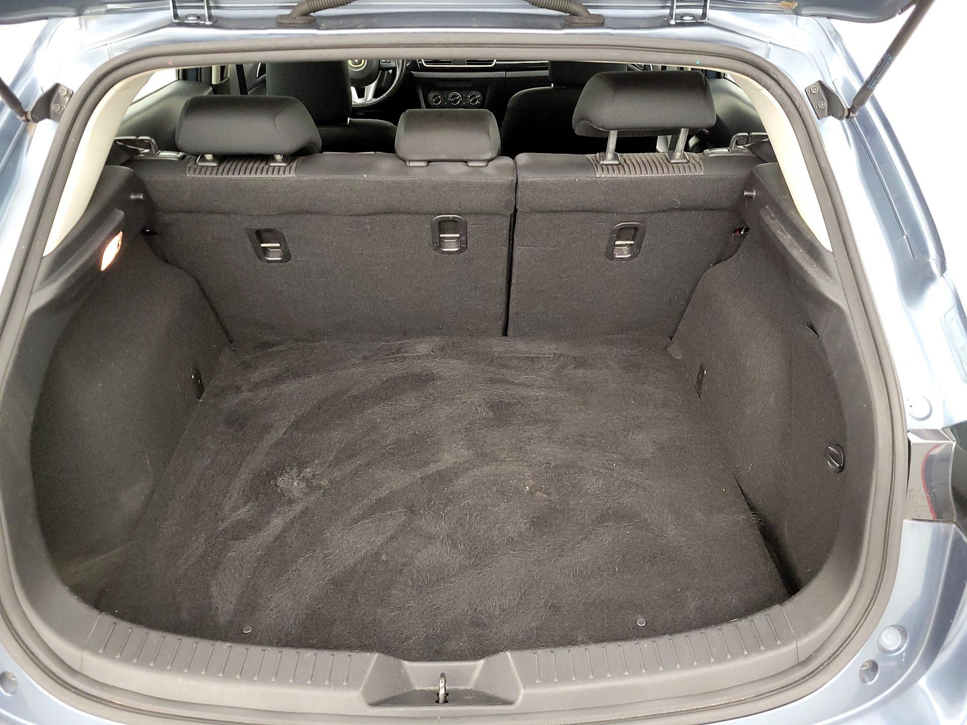 Thumbnail: 2015 Mazda Mazda3 - 19