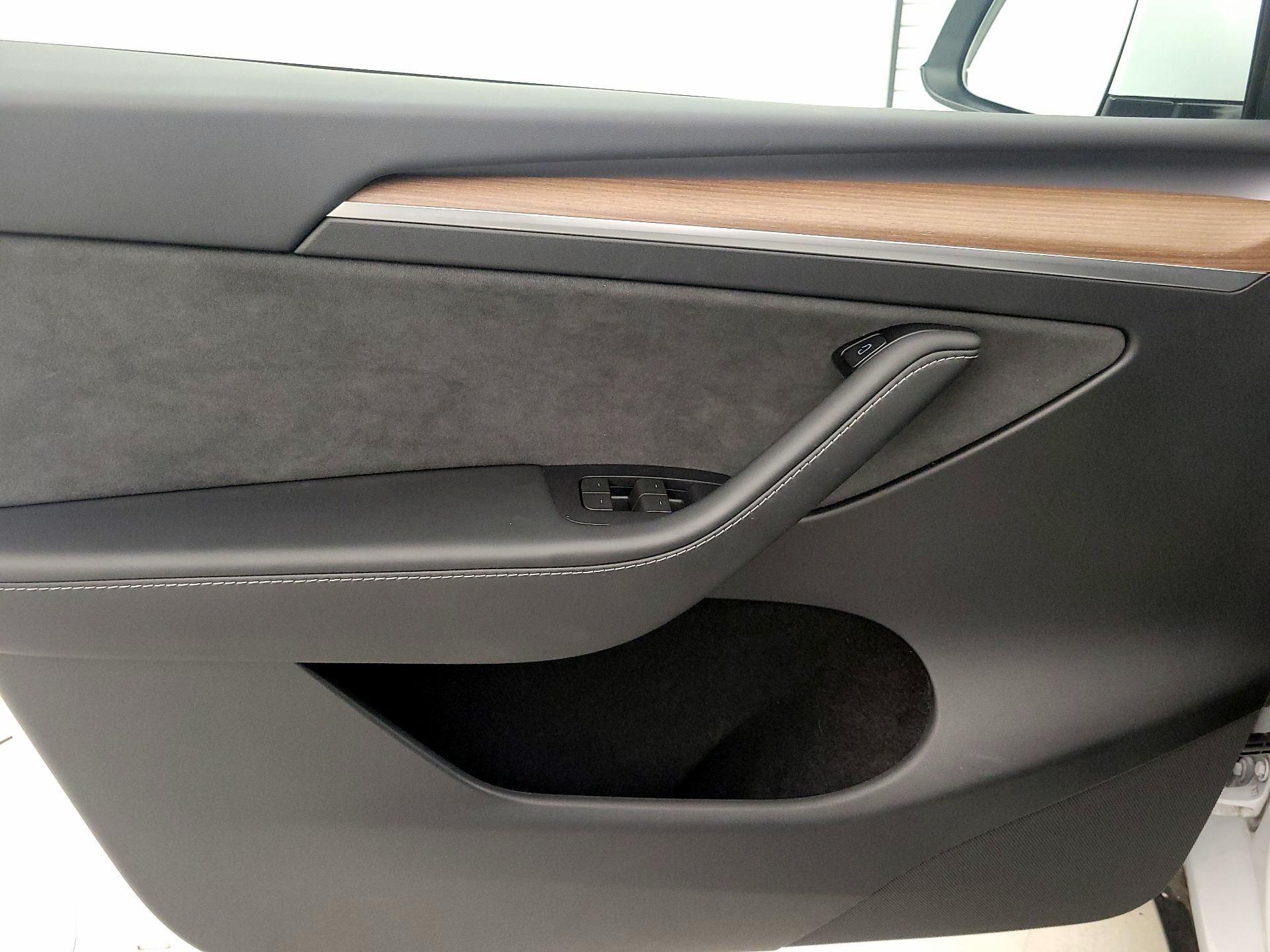 Thumbnail: 2024 Tesla Model Y - 12