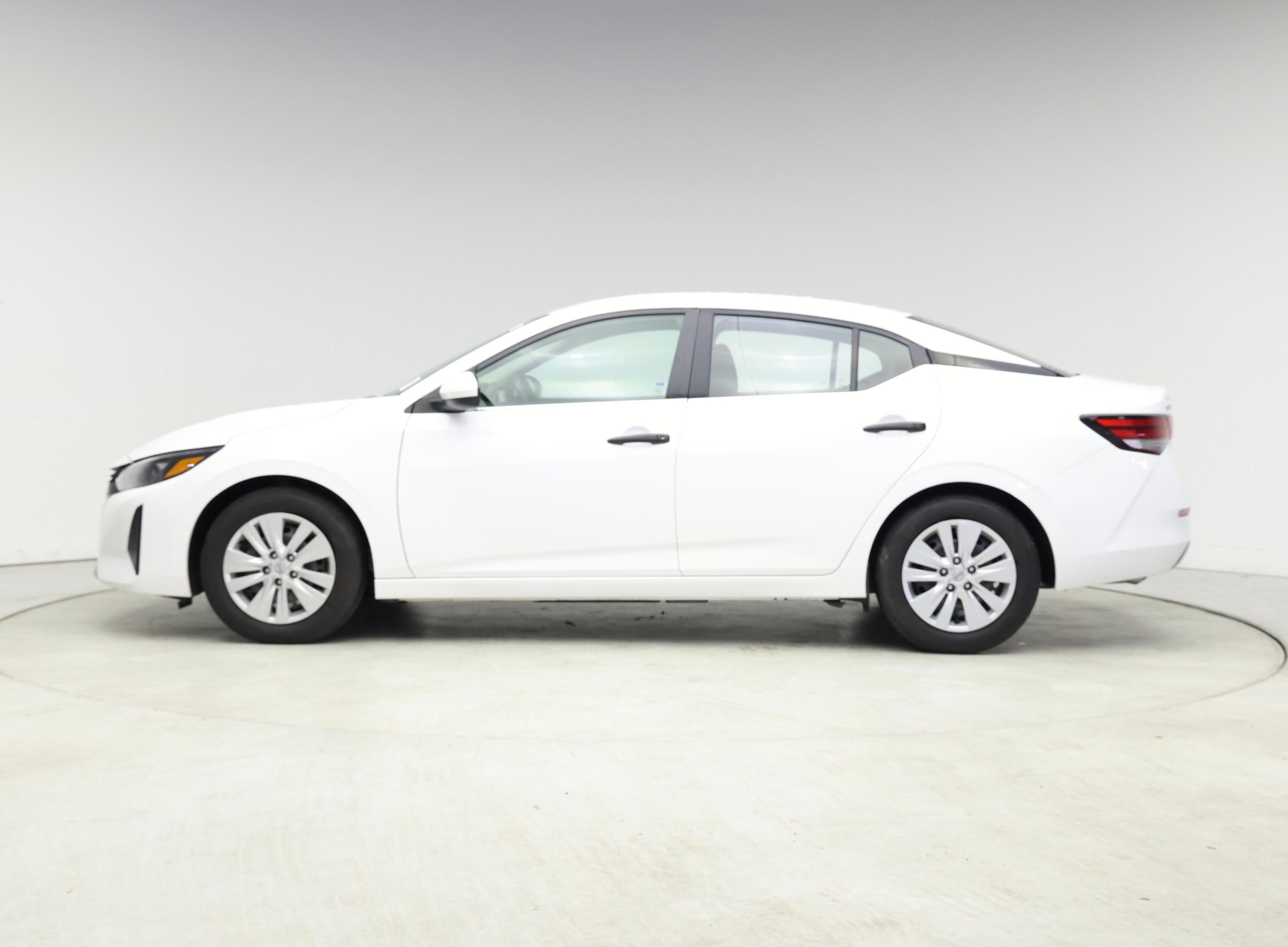 Thumbnail: 2024 Nissan Sentra - 3