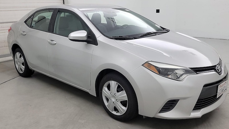 2016 Toyota Corolla LE Hero Image