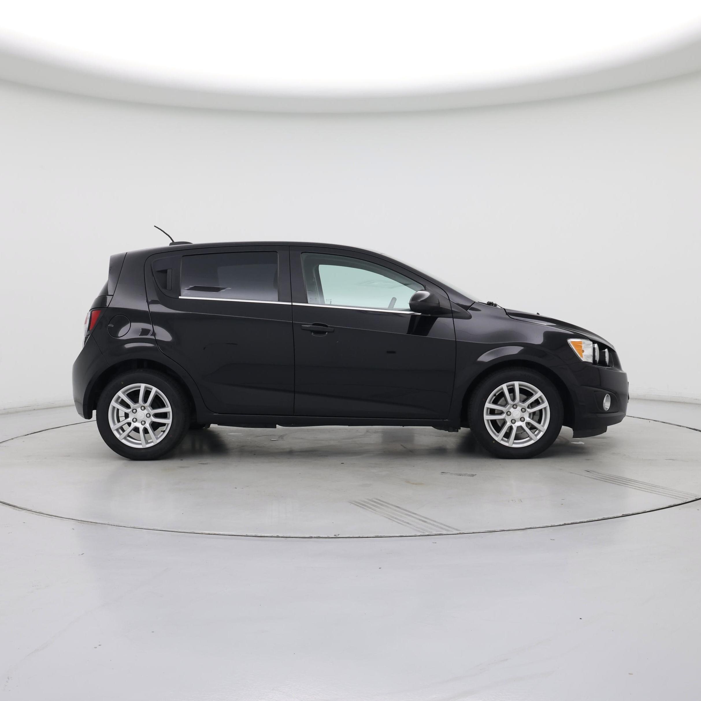 Thumbnail: 2016 Chevrolet Sonic - 7