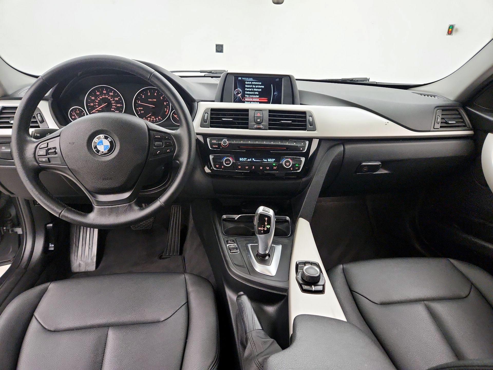 Thumbnail: 2016 BMW 3 Series - 9