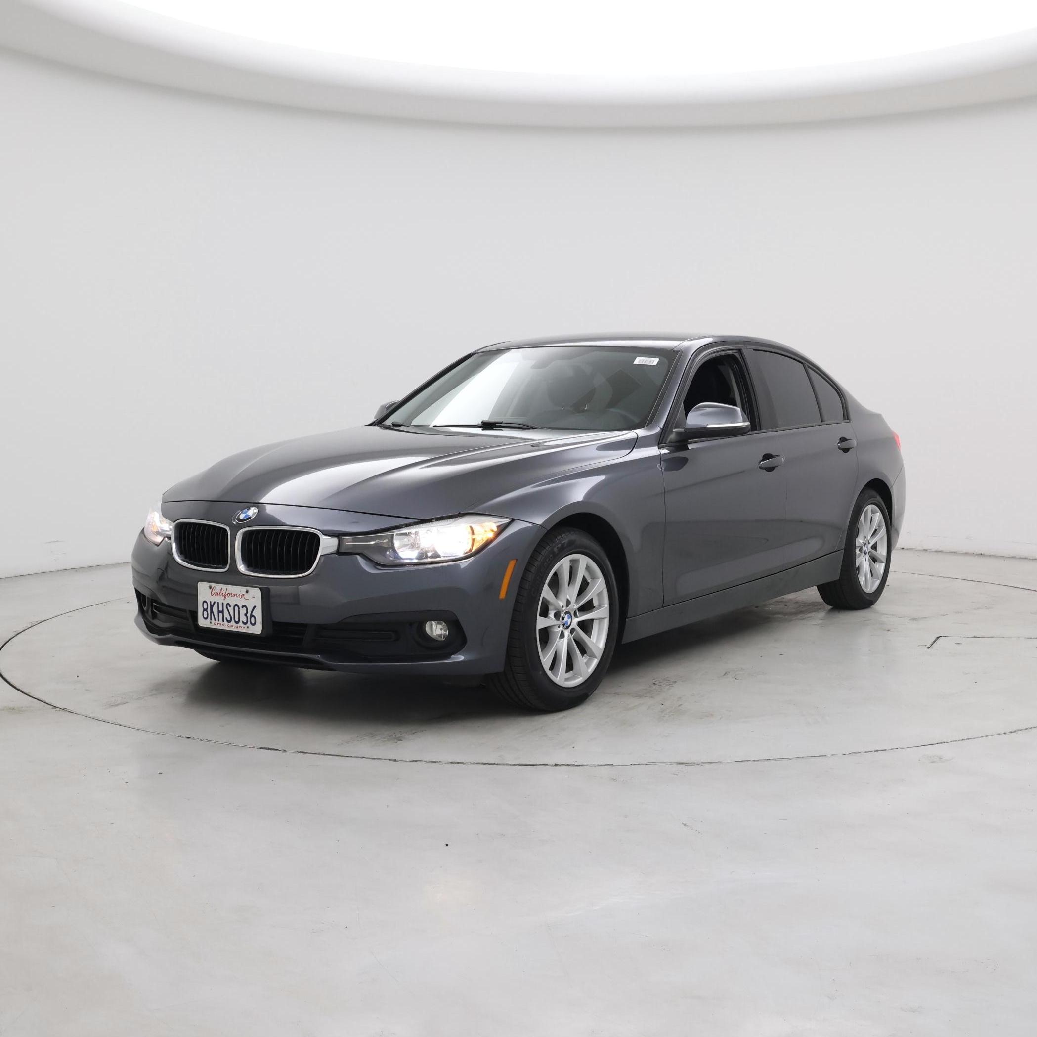 Thumbnail: 2016 BMW 3 Series - 4