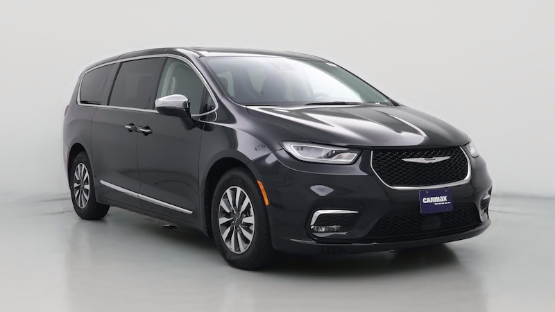 2023 Chrysler Pacifica Hybrid Limited Hero Image