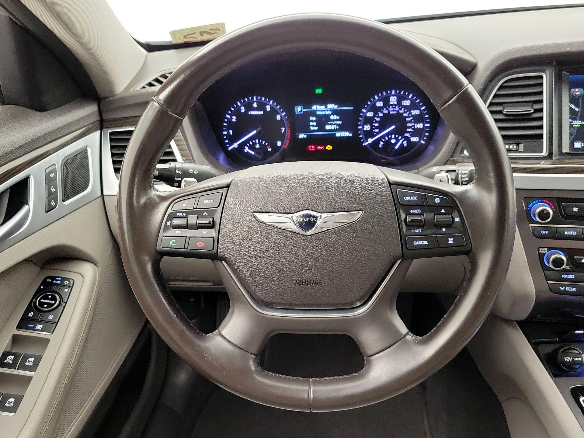 Thumbnail: 2018 Genesis G80 - 10