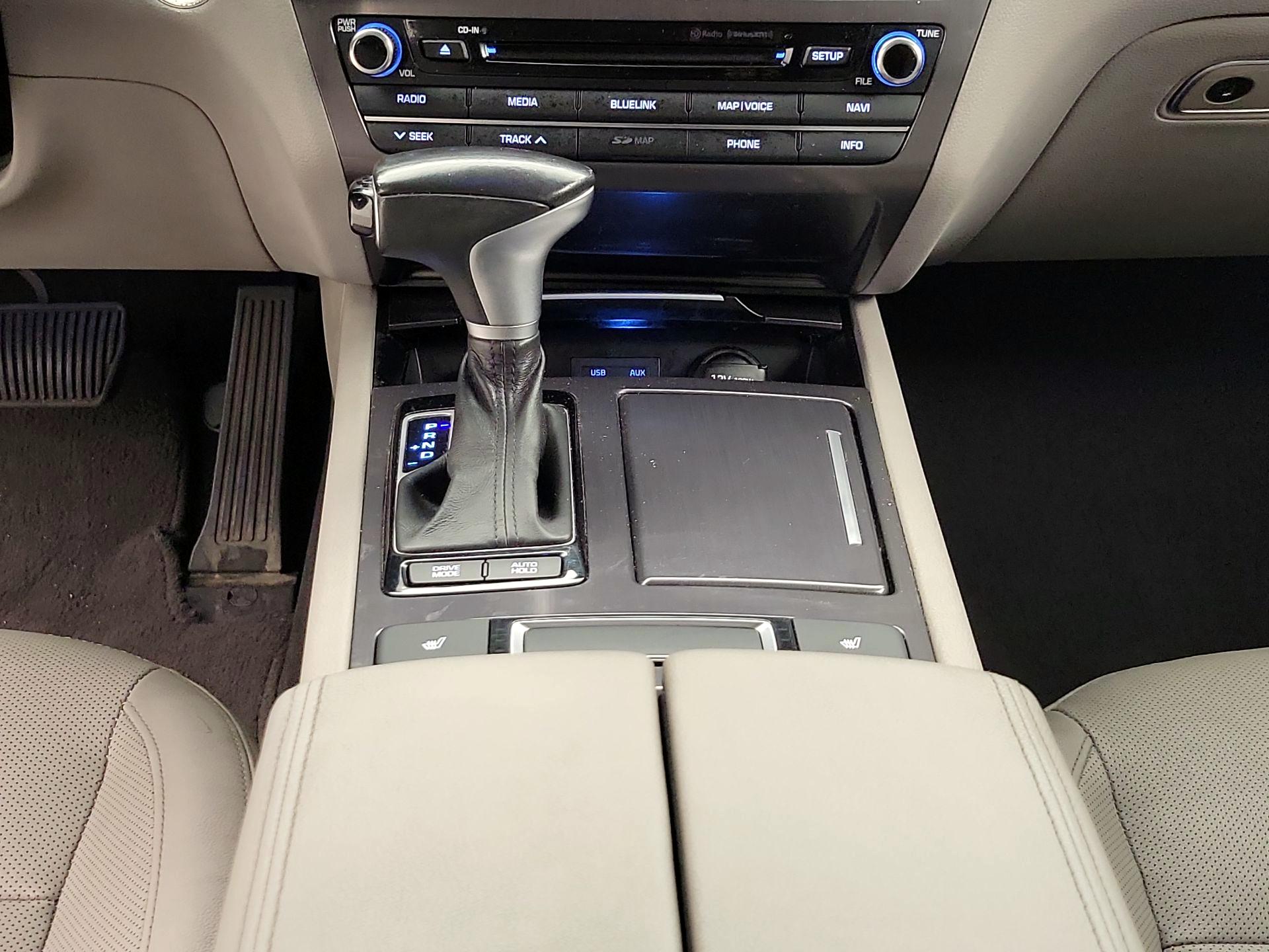 Thumbnail: 2018 Genesis G80 - 18