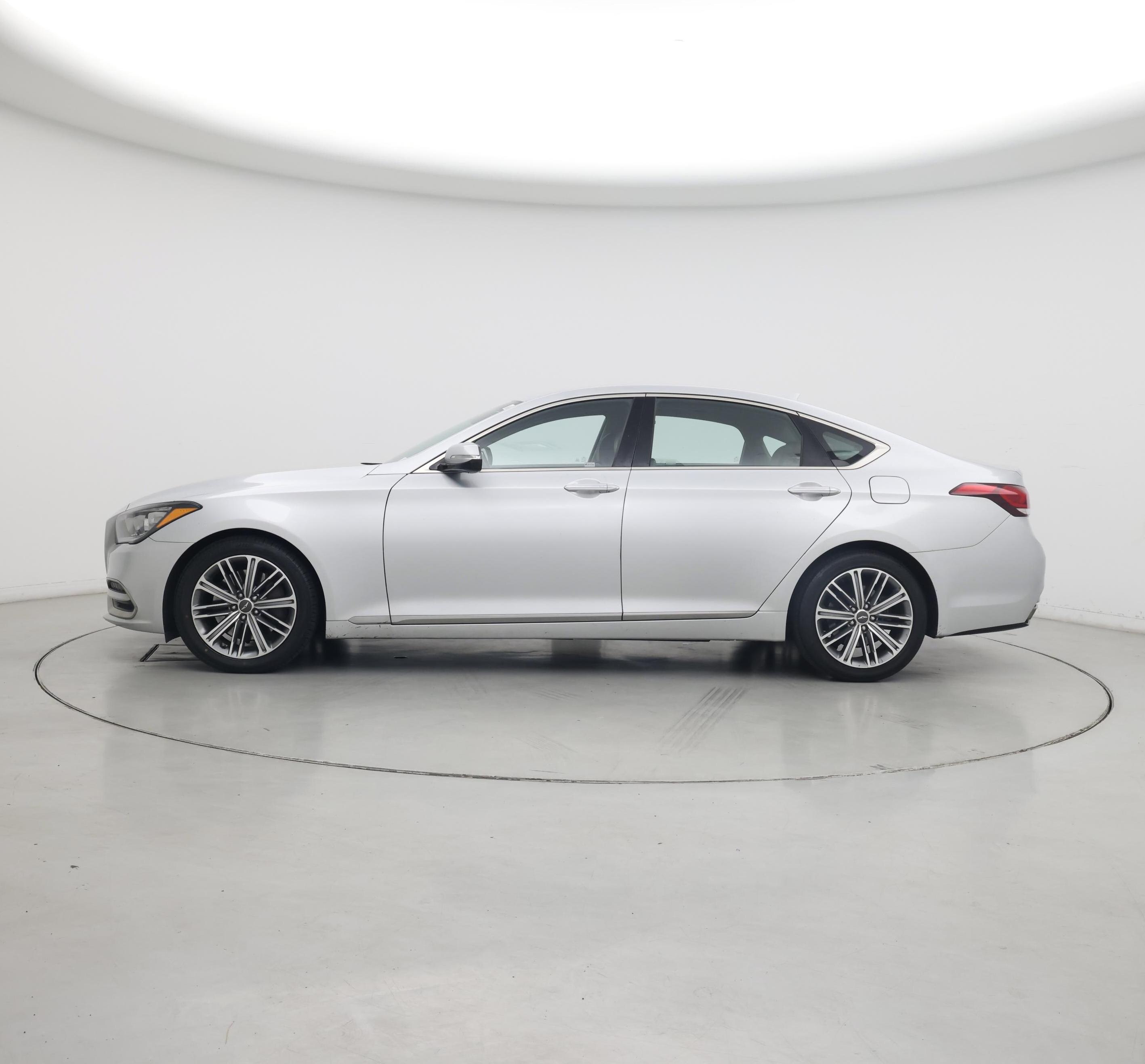 Thumbnail: 2018 Genesis G80 - 3