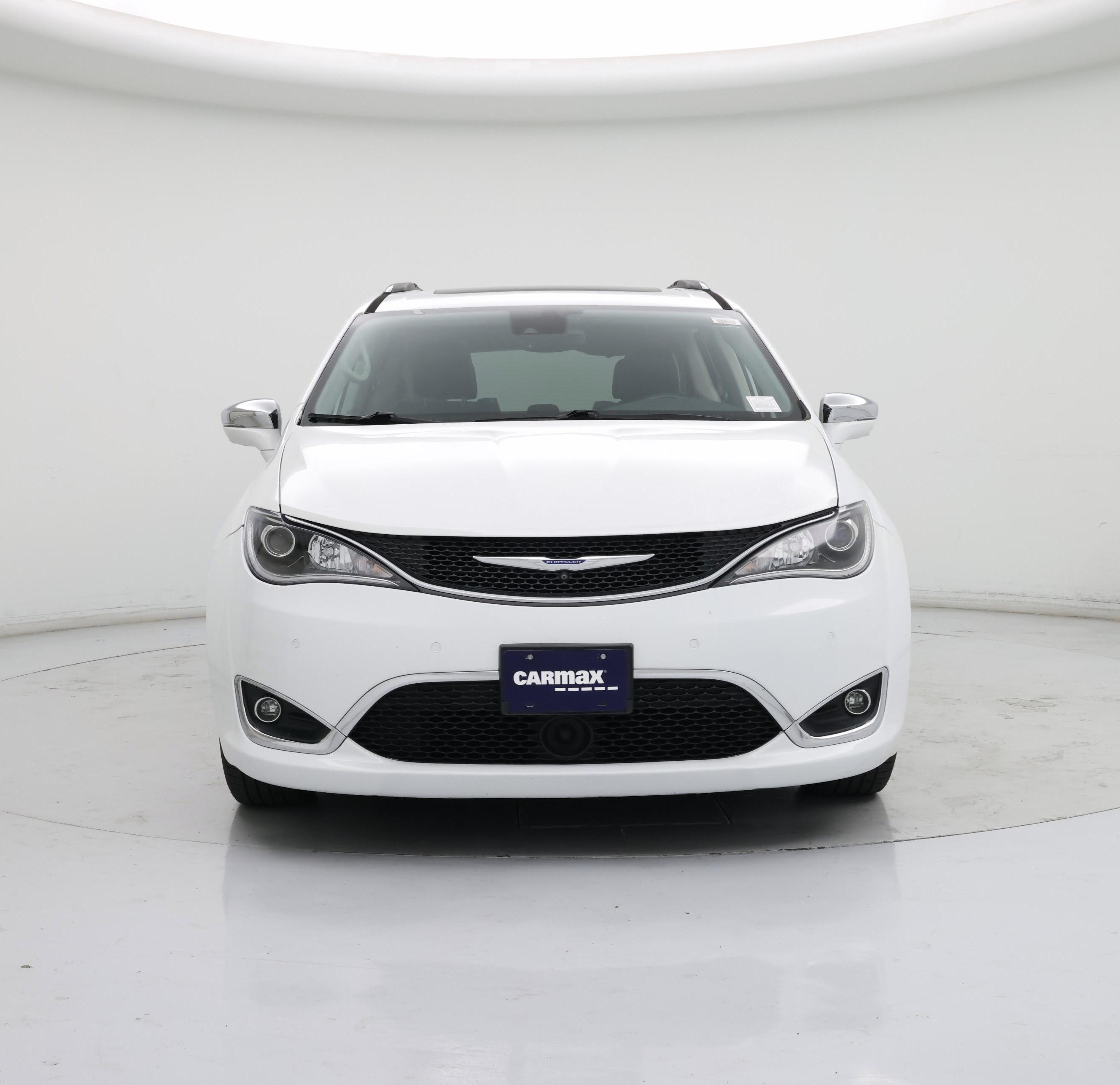 Thumbnail: 2018 Chrysler Pacifica - 5