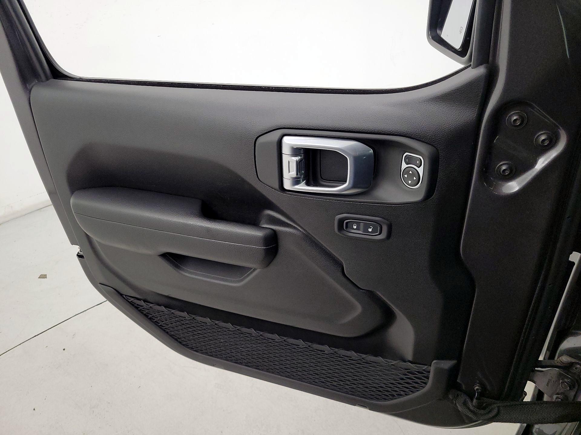 Thumbnail: 2024 Jeep Wrangler - 10