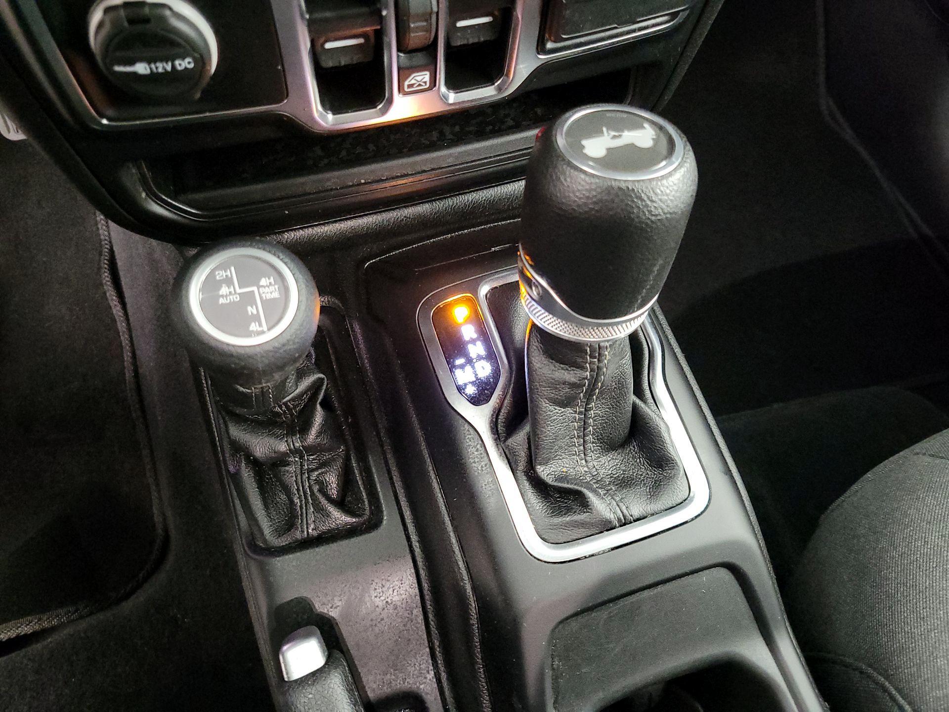 Thumbnail: 2024 Jeep Wrangler - 14