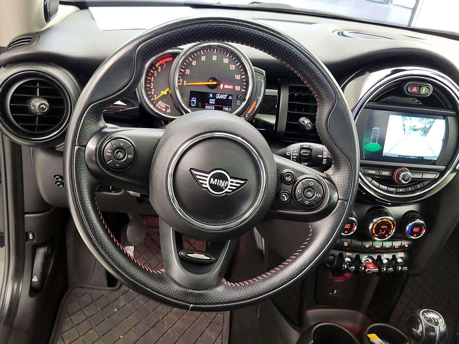 Thumbnail: 2019 MINI Cooper Hardtop - 10