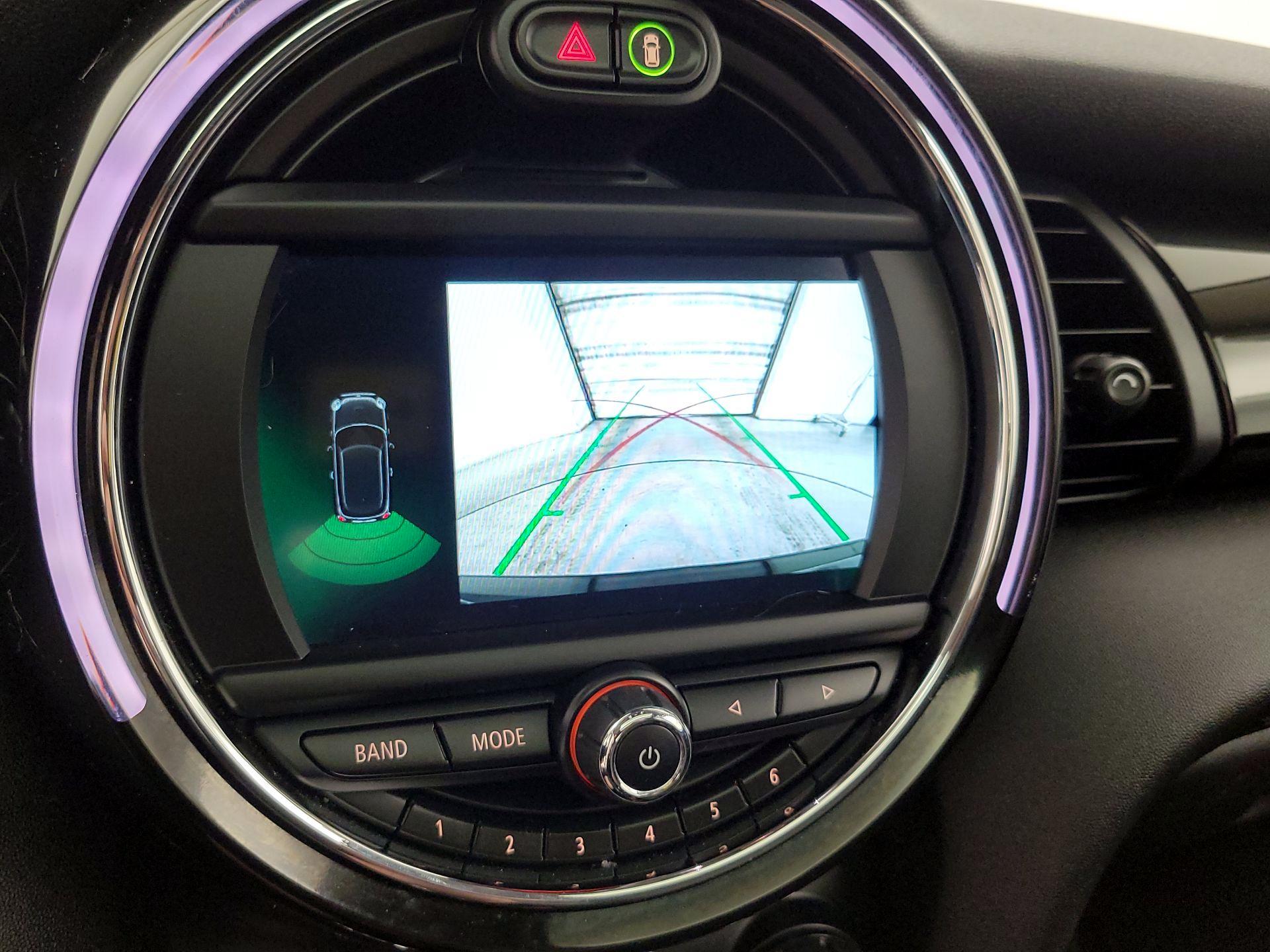 Thumbnail: 2019 MINI Cooper Hardtop - 14