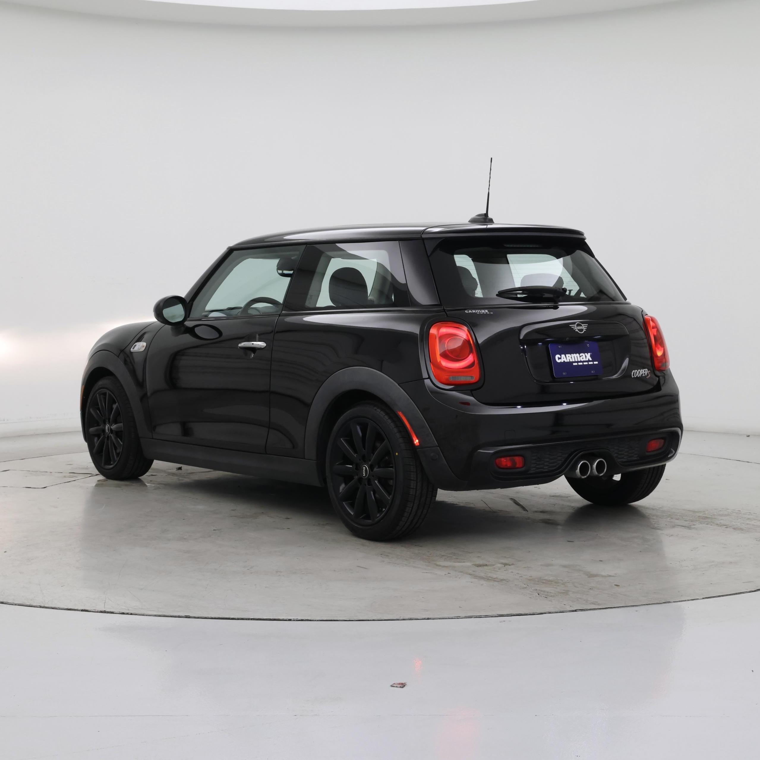 Thumbnail: 2019 MINI Cooper Hardtop - 2