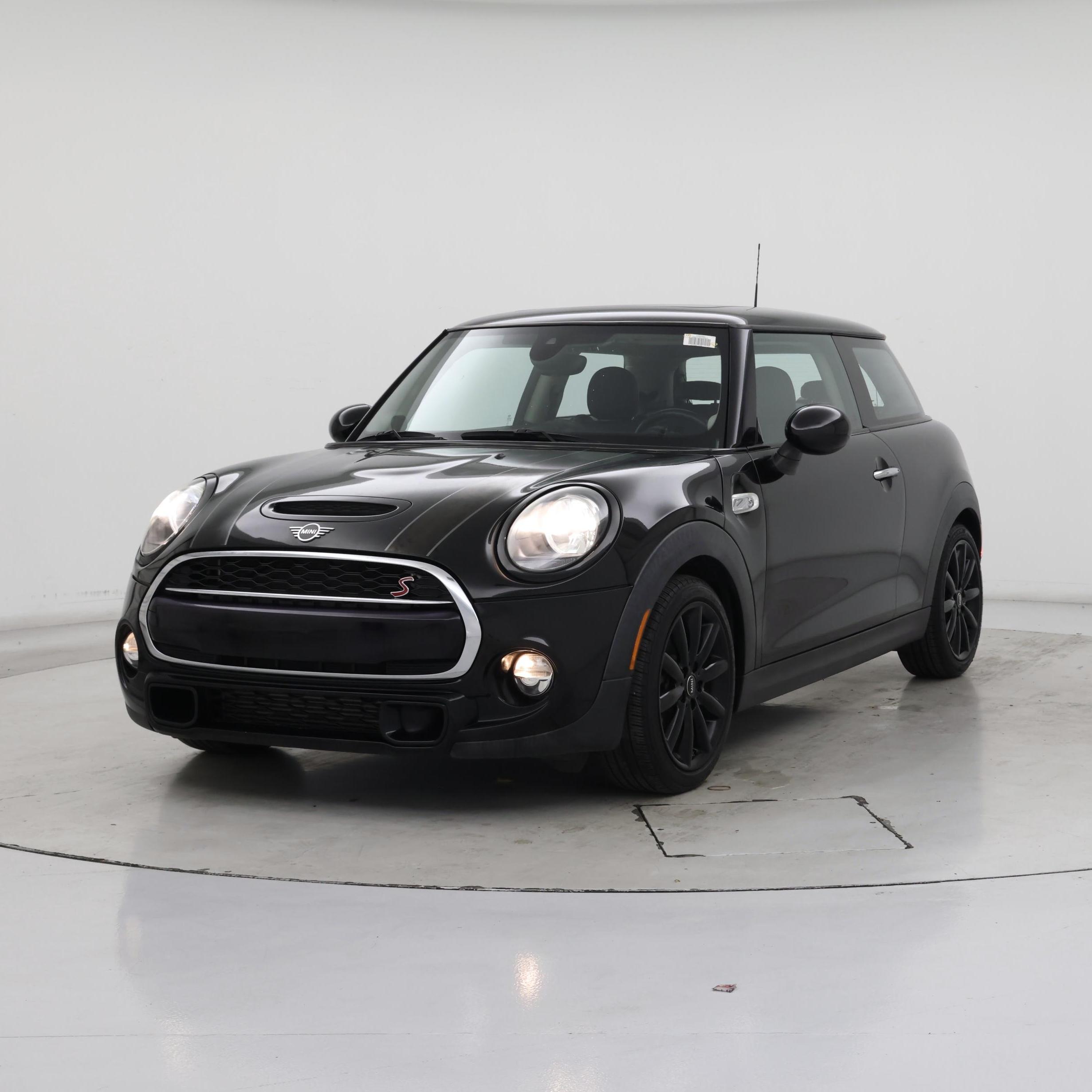 Thumbnail: 2019 MINI Cooper Hardtop - 4
