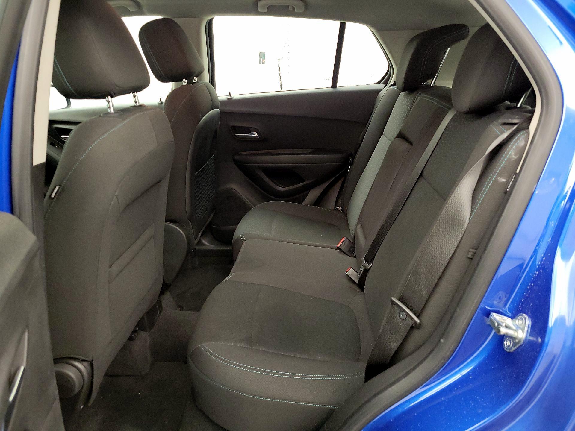 Thumbnail: 2015 Chevrolet Trax - 19