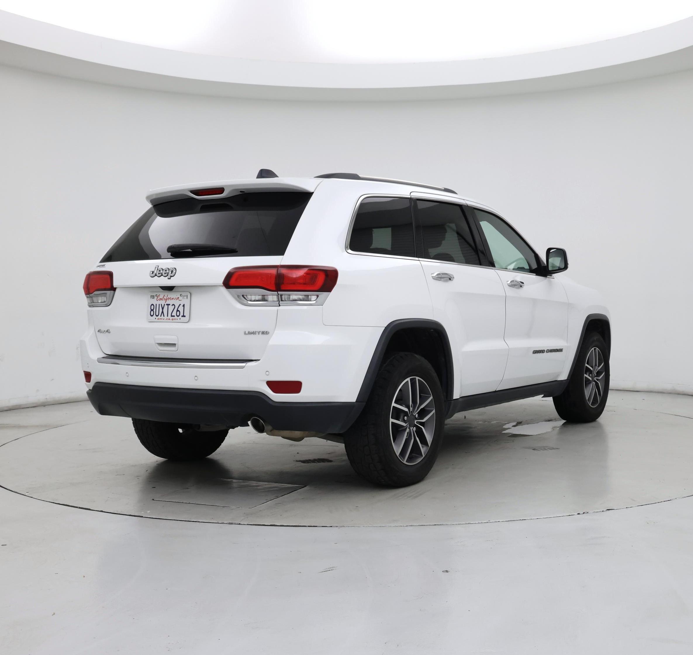 Thumbnail: 2021 Jeep Grand Cherokee - 8