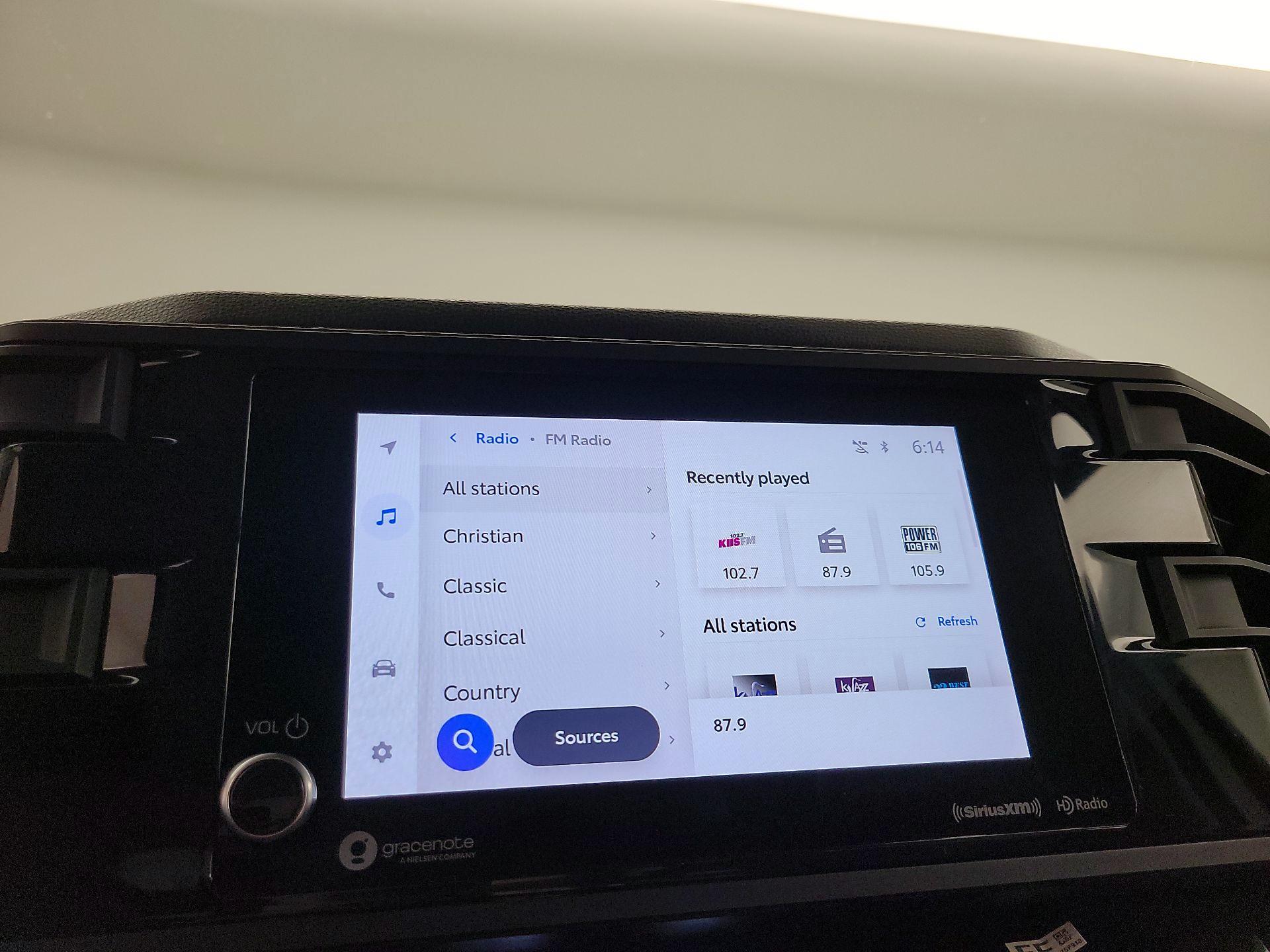 Thumbnail: 2023 Toyota Tundra - 15