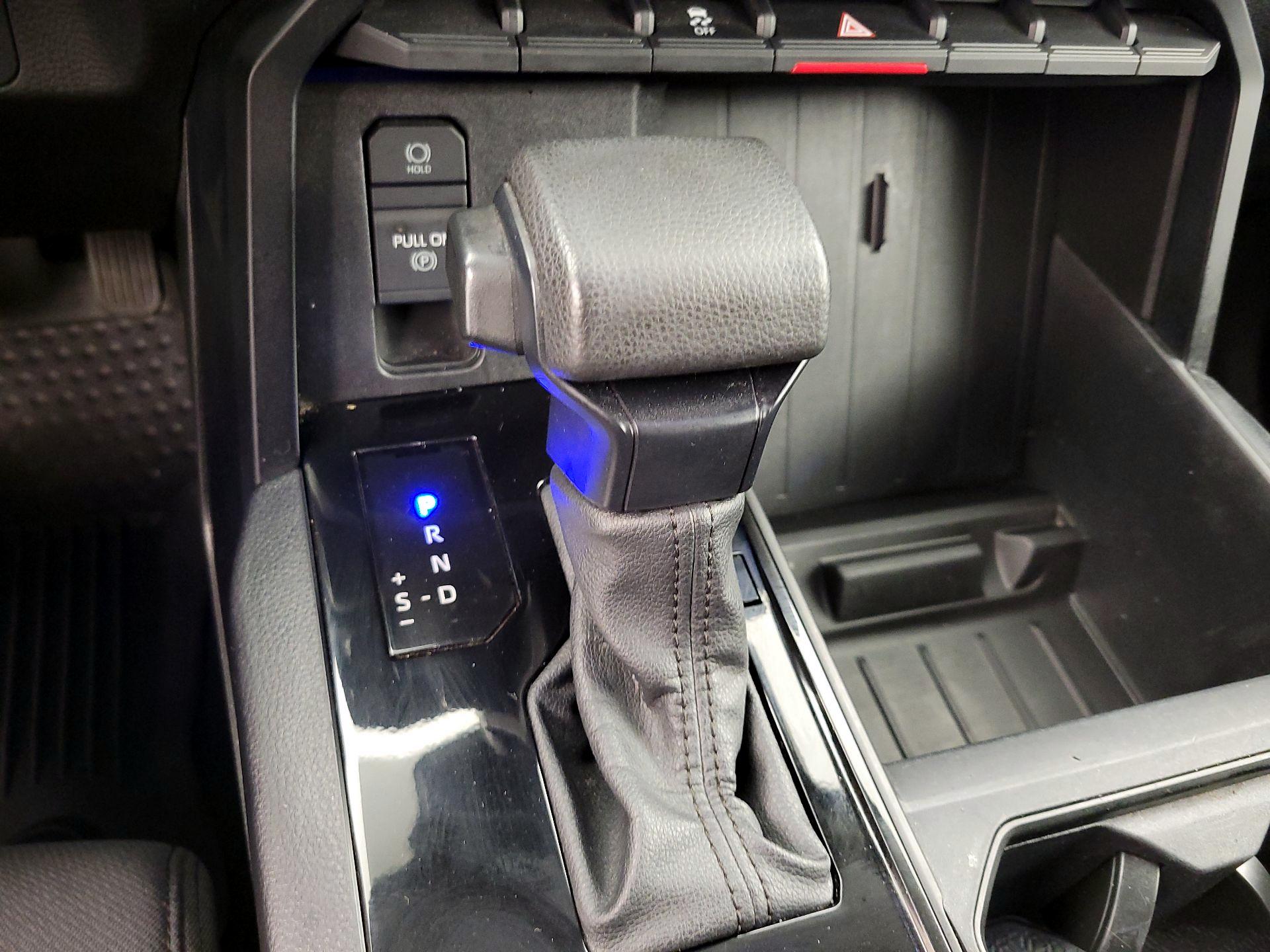 Thumbnail: 2023 Toyota Tundra - 17