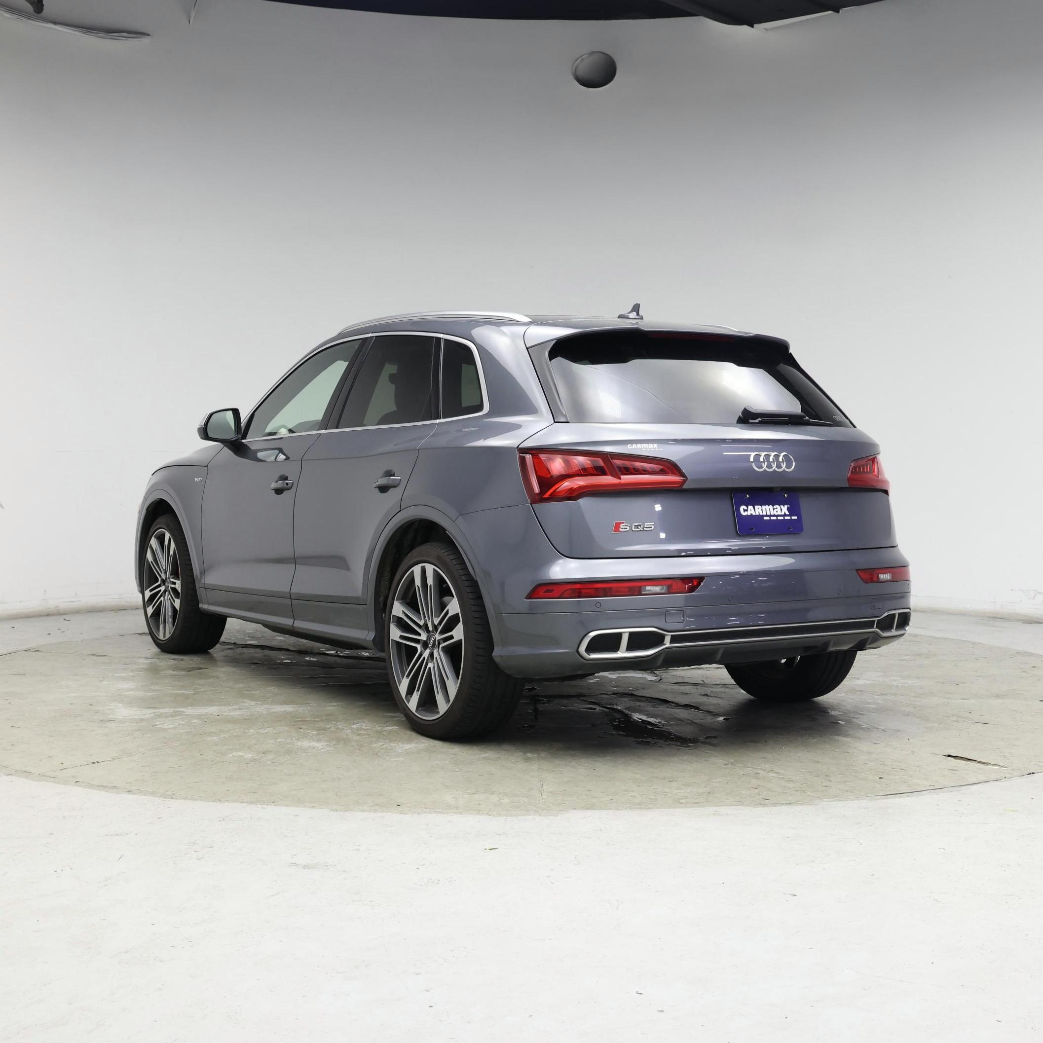 Thumbnail: 2018 Audi SQ5 - 2