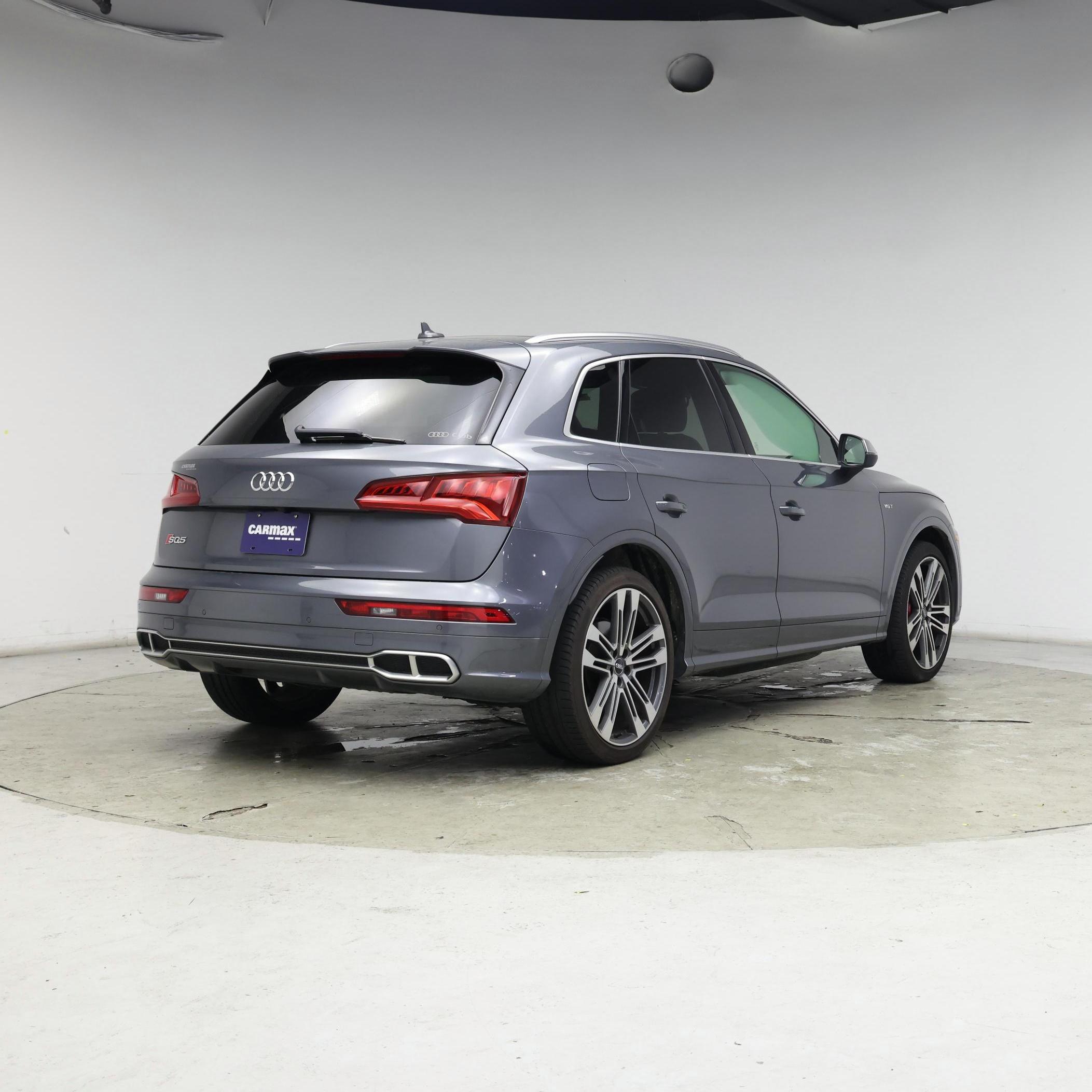 Thumbnail: 2018 Audi SQ5 - 8