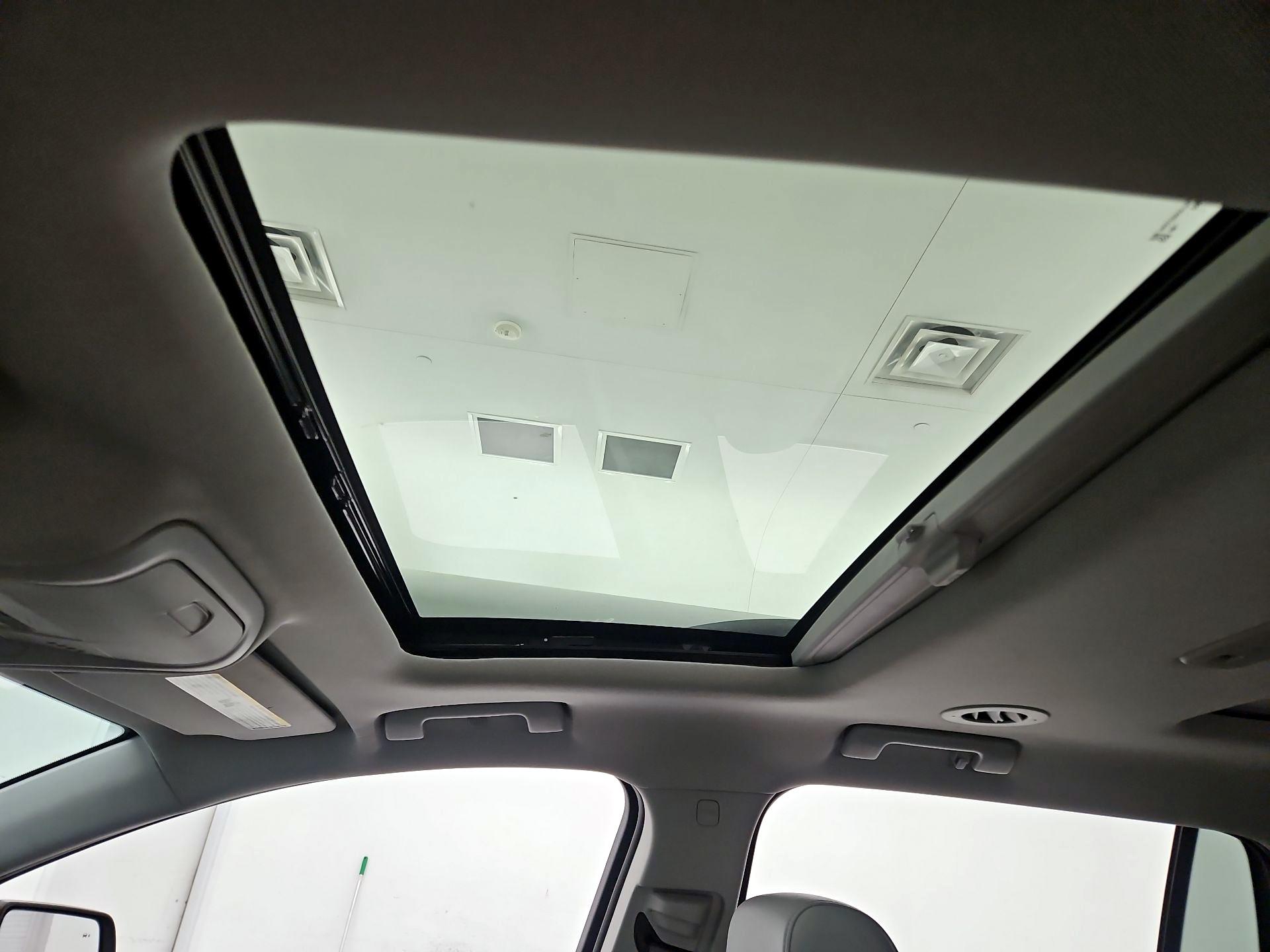 Thumbnail: 2020 GMC Acadia - 19