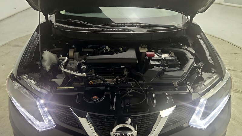 2016 Nissan Rogue S 21