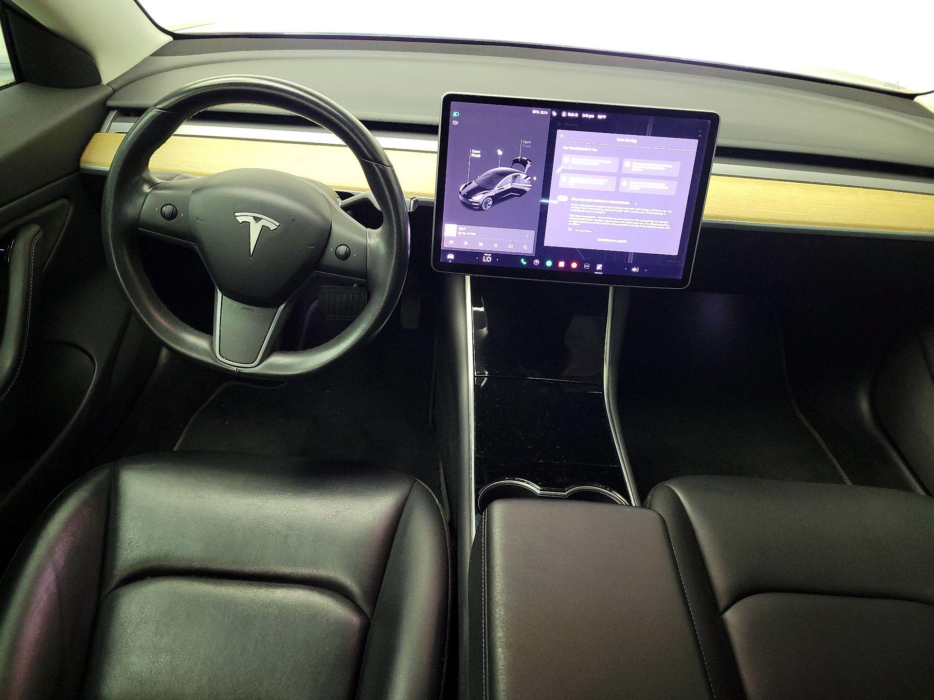 Thumbnail: 2019 Tesla Model 3 - 9