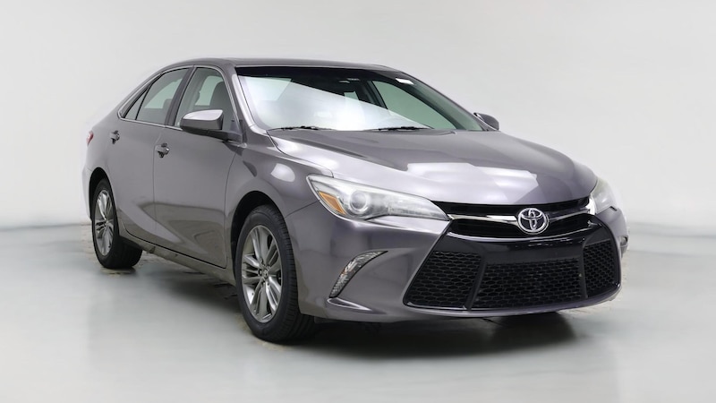 2017 Toyota Camry SE Hero Image