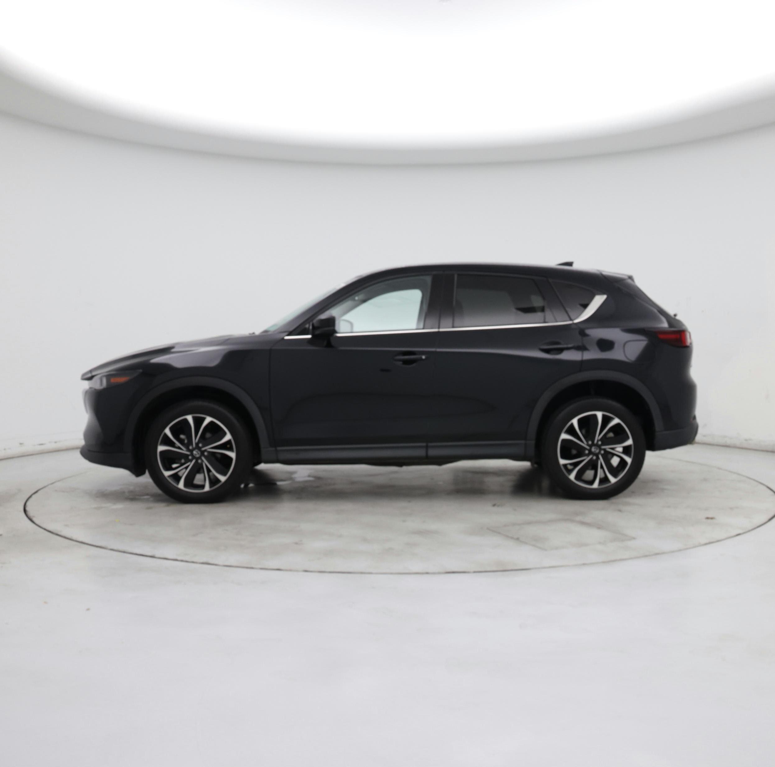 Thumbnail: 2023 Mazda CX-5 - 3