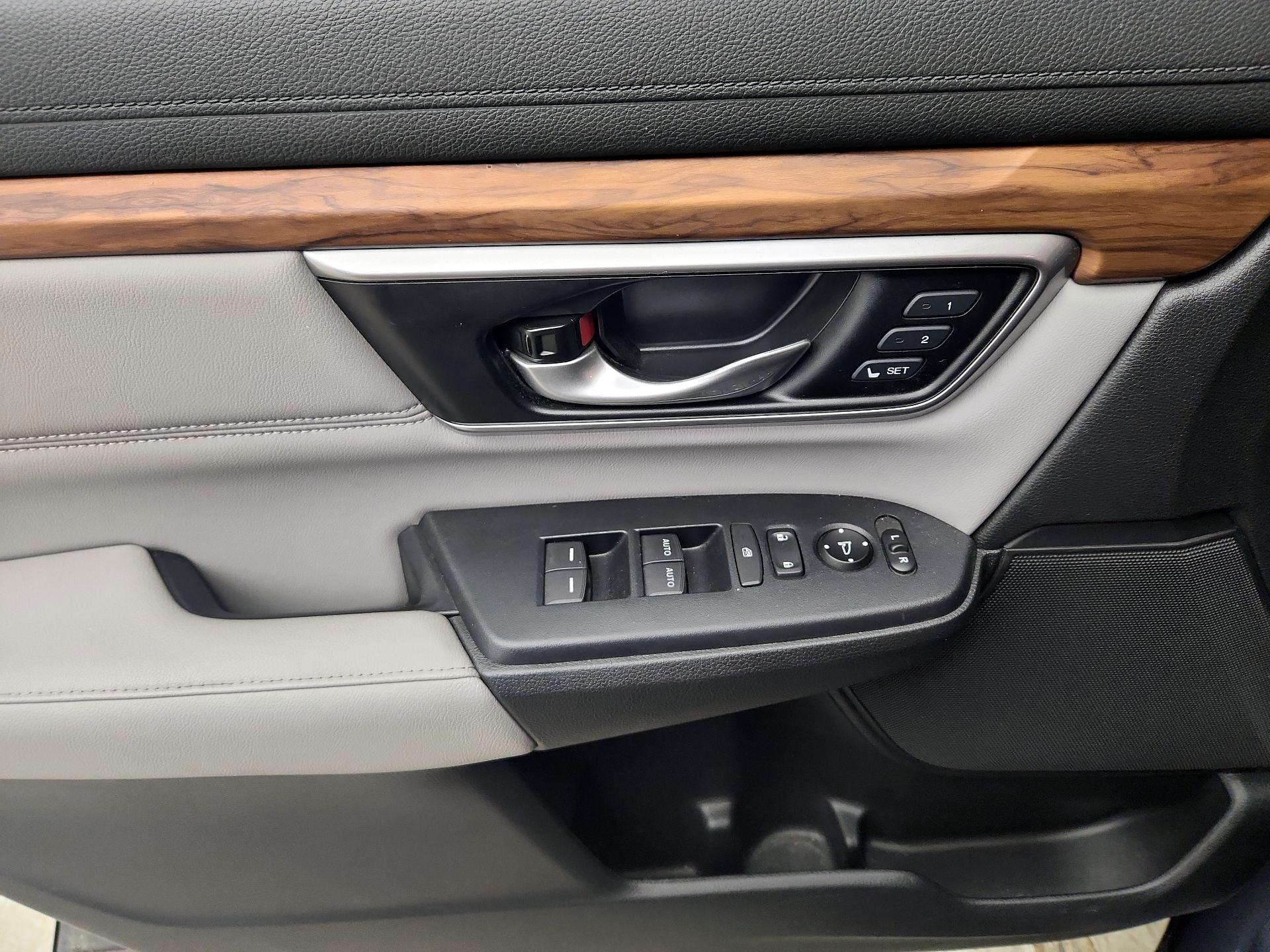 Thumbnail: 2019 Honda CR-V - 12