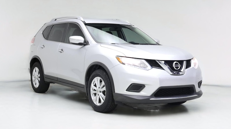2015 Nissan Rogue SV Hero Image