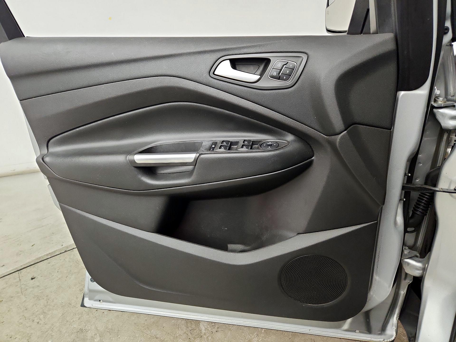 Thumbnail: 2018 Ford Escape - 12