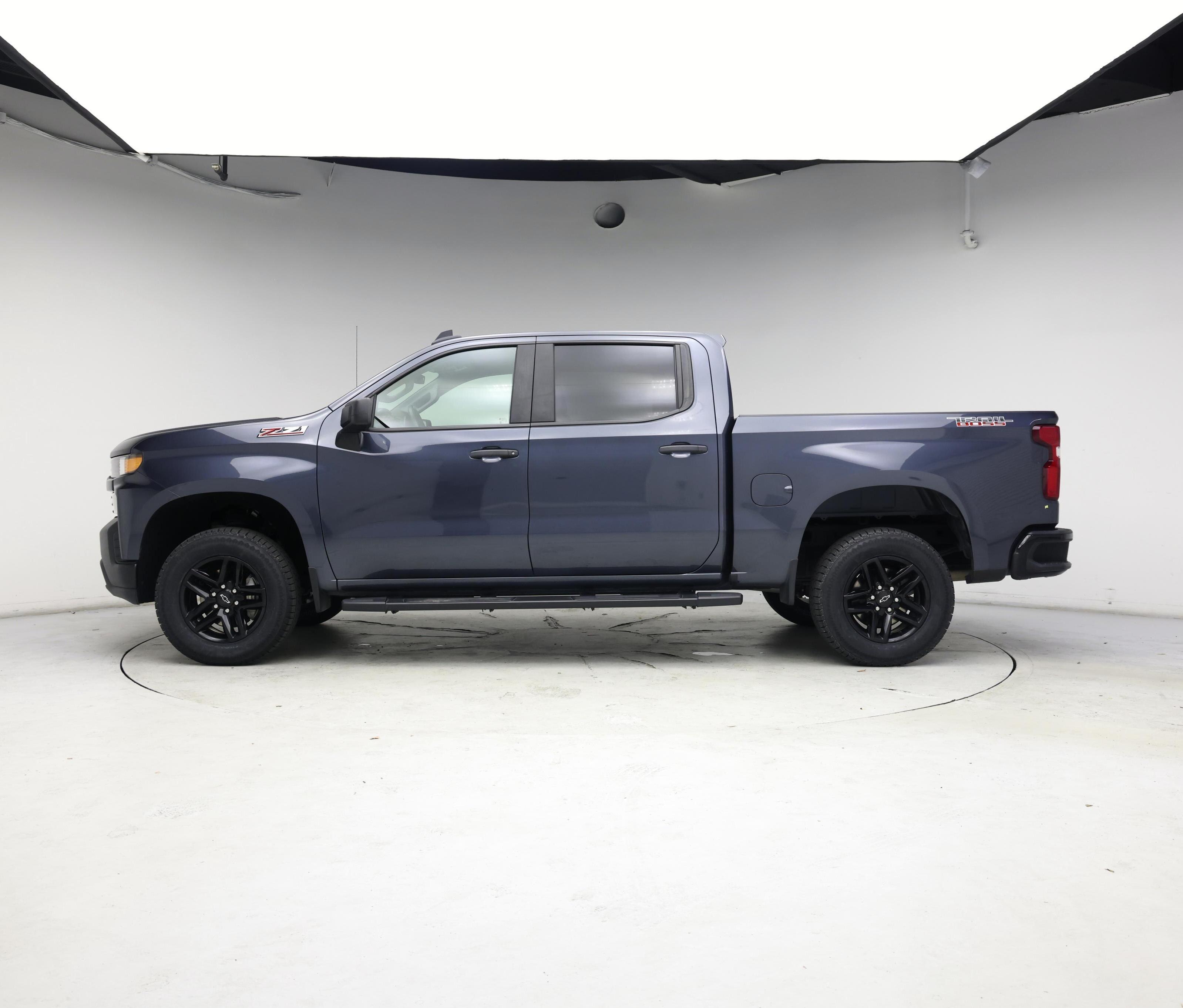 Thumbnail: 2021 Chevrolet Silverado 1500 - 3