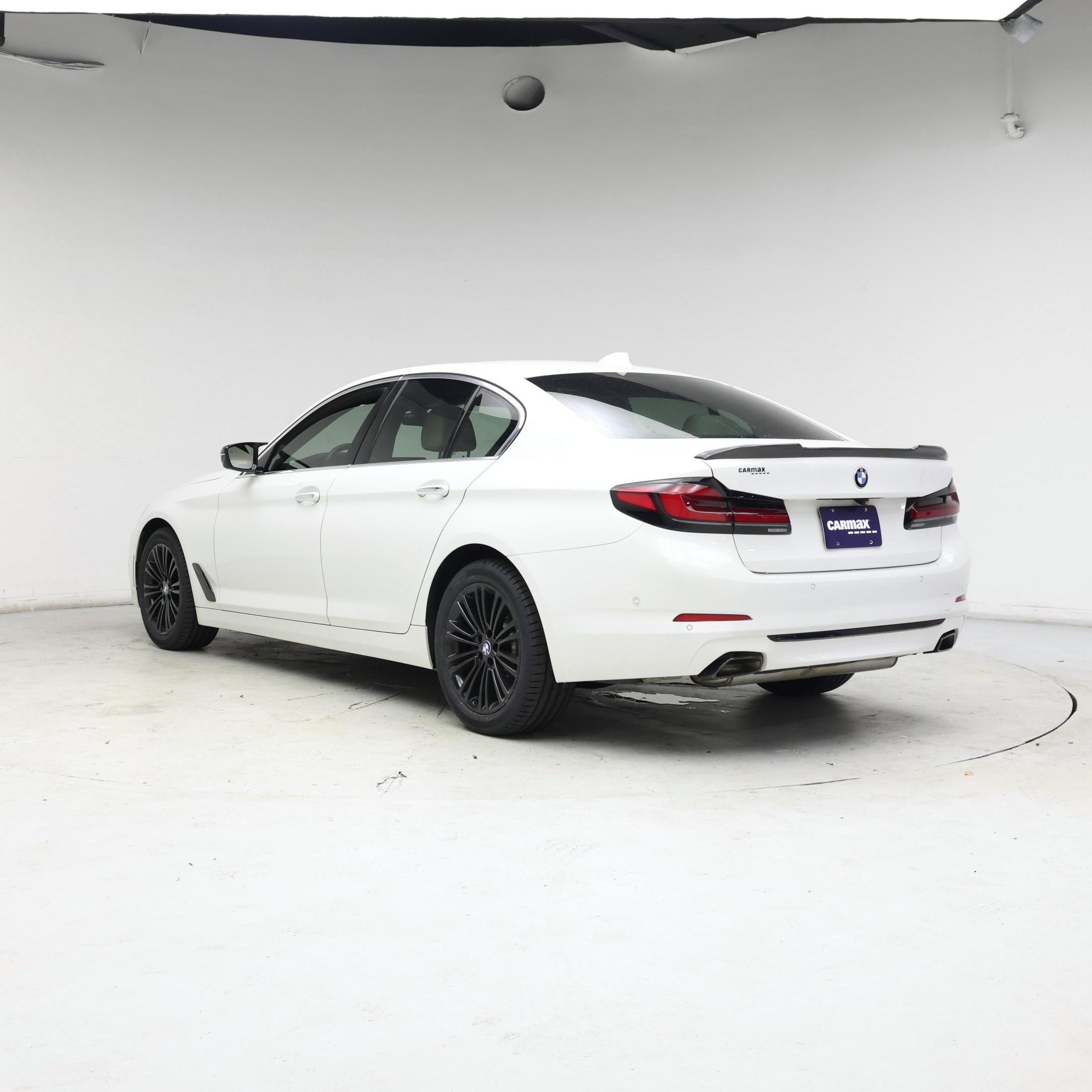Thumbnail: 2017 BMW 5 Series - 2