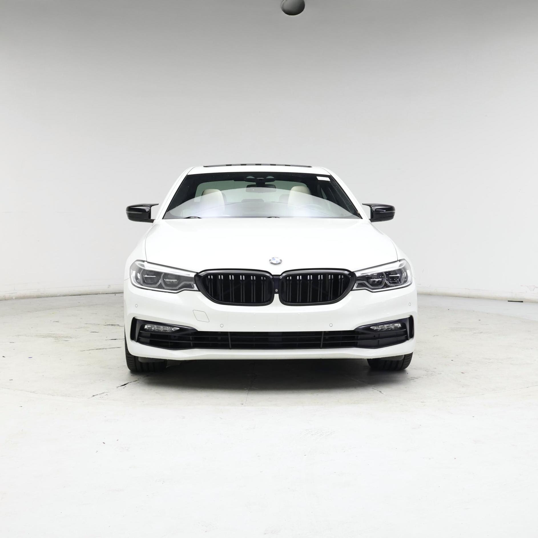 Thumbnail: 2017 BMW 5 Series - 5