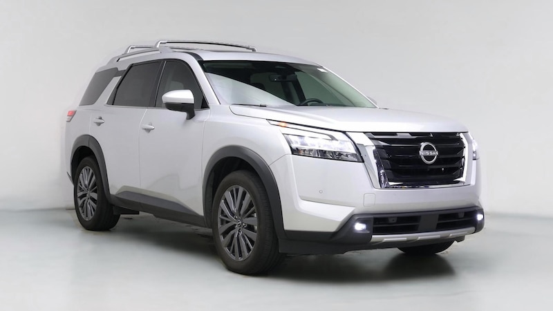 2023 Nissan Pathfinder SL Hero Image