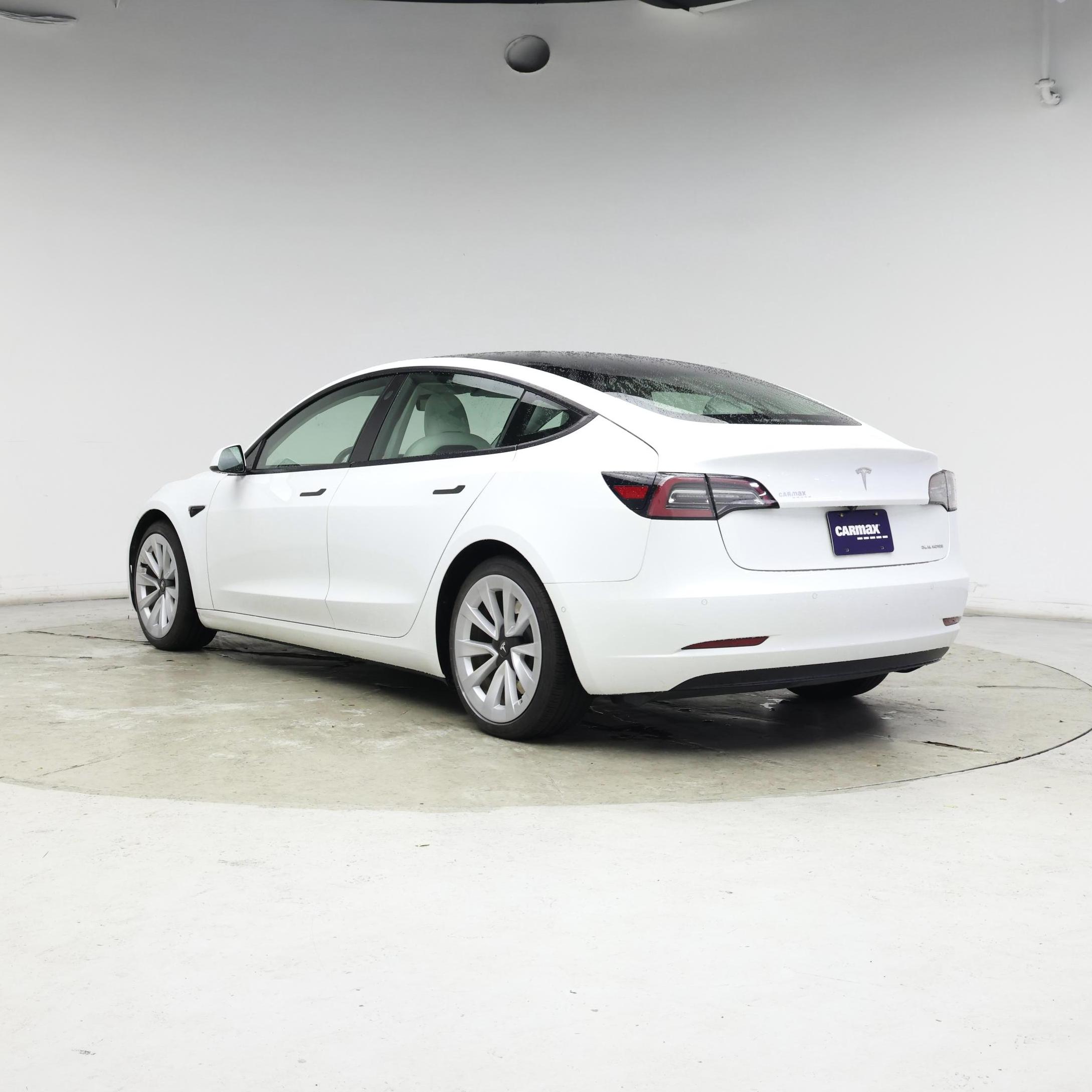 Thumbnail: 2021 Tesla Model 3 - 2