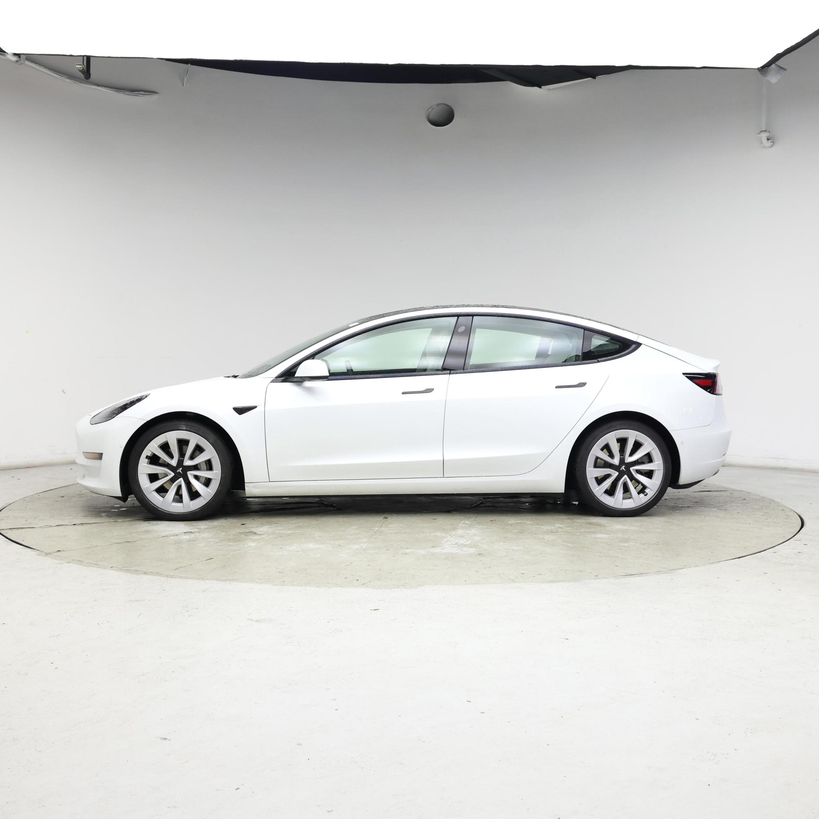 Thumbnail: 2021 Tesla Model 3 - 3