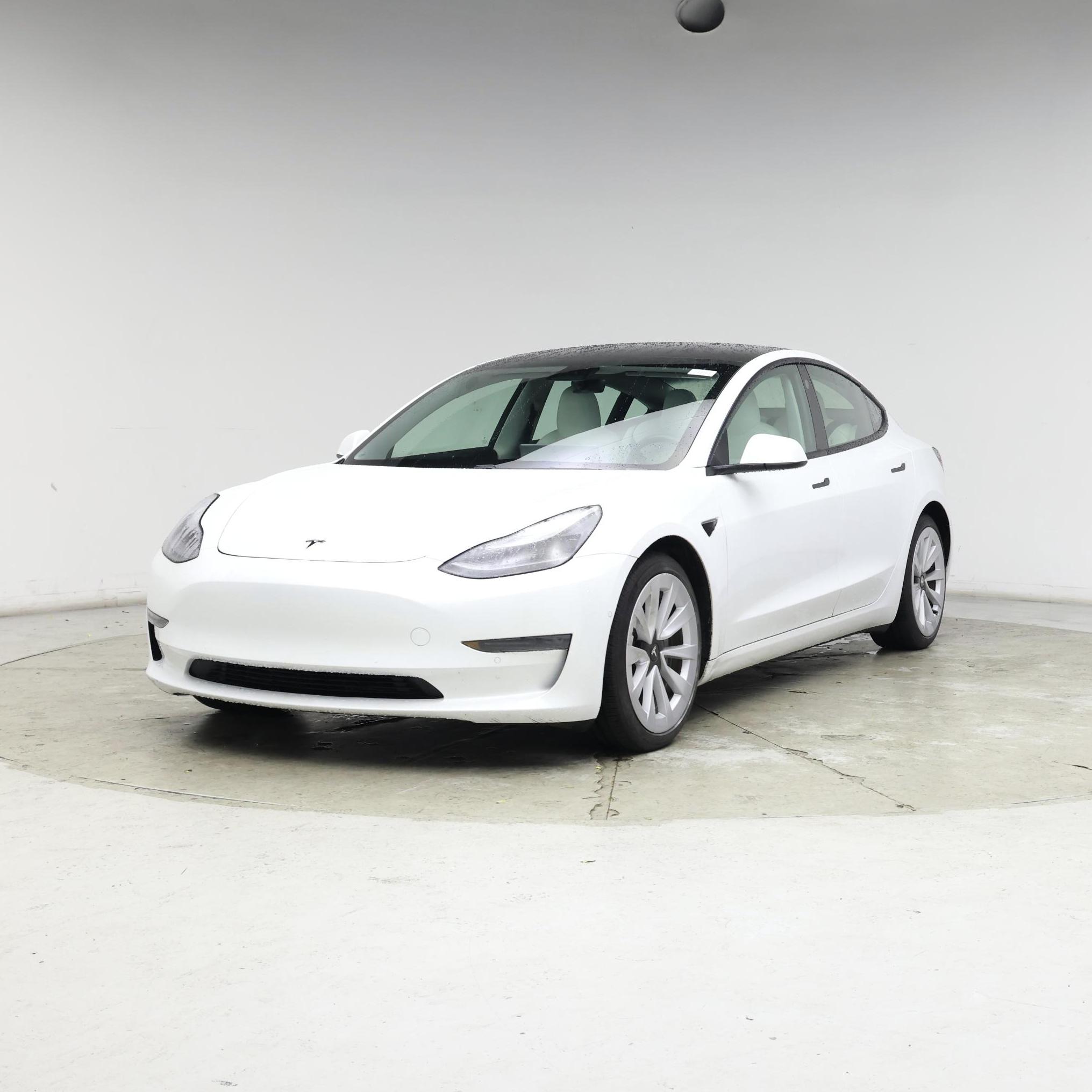 Thumbnail: 2021 Tesla Model 3 - 4