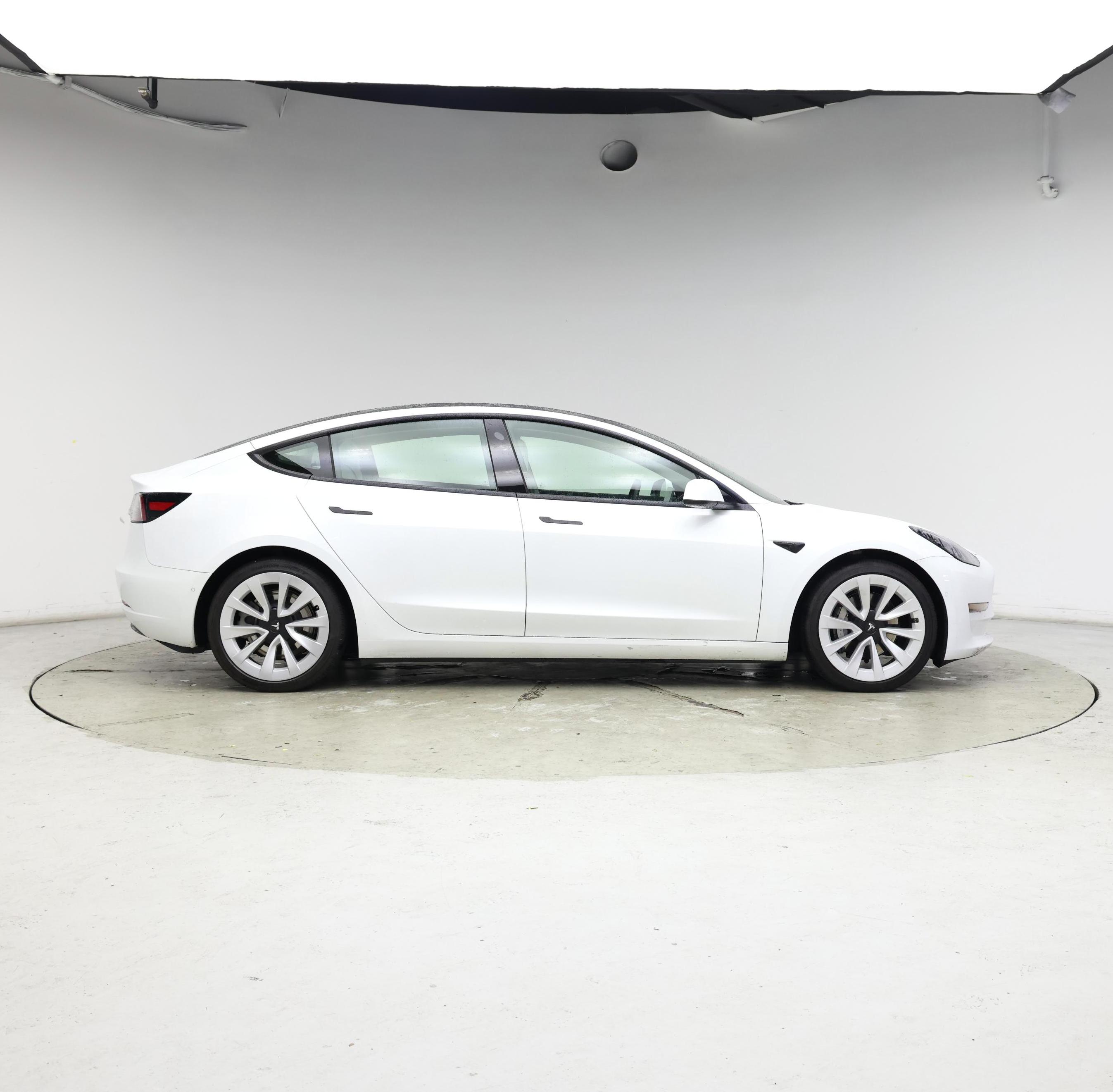 Thumbnail: 2021 Tesla Model 3 - 7