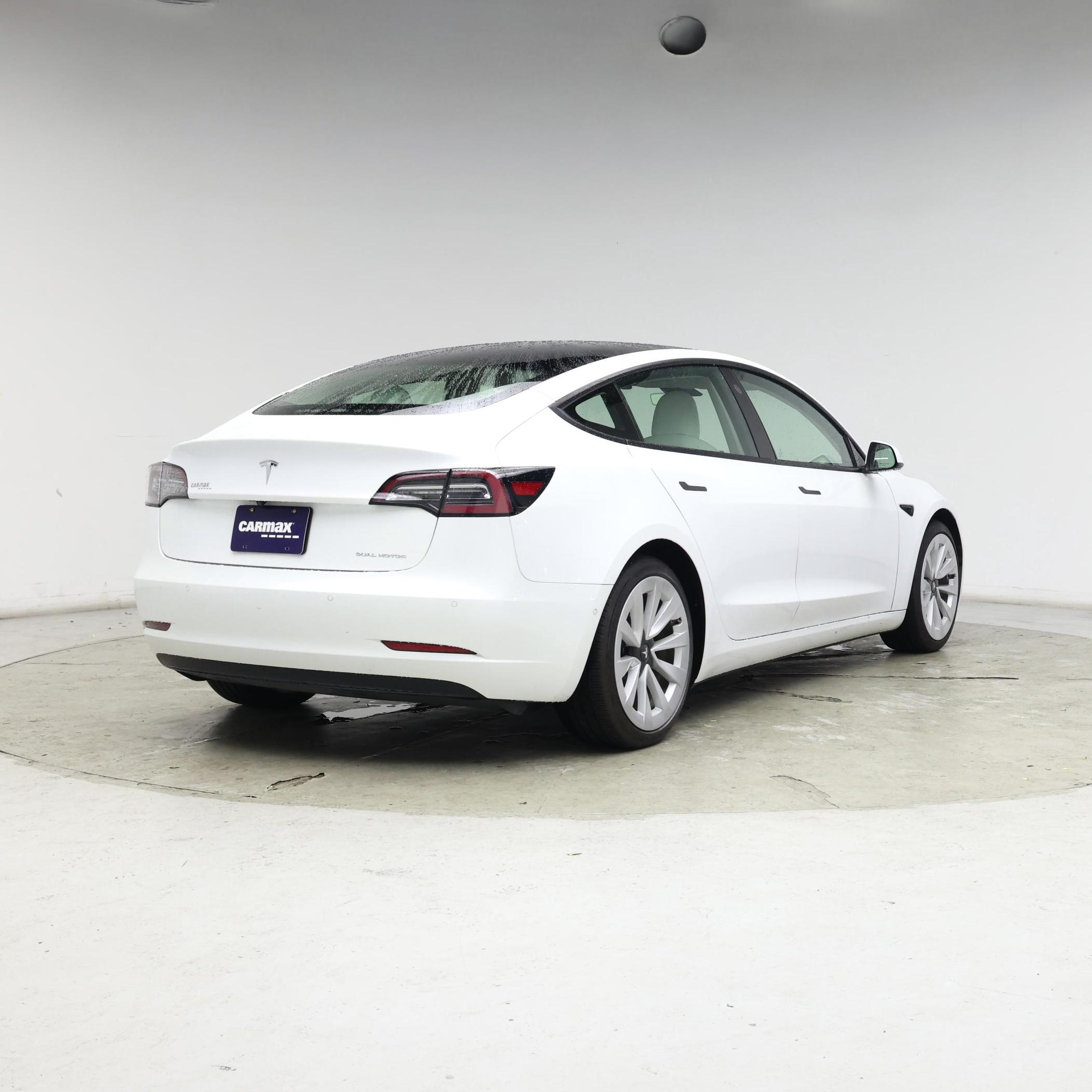 Thumbnail: 2021 Tesla Model 3 - 8