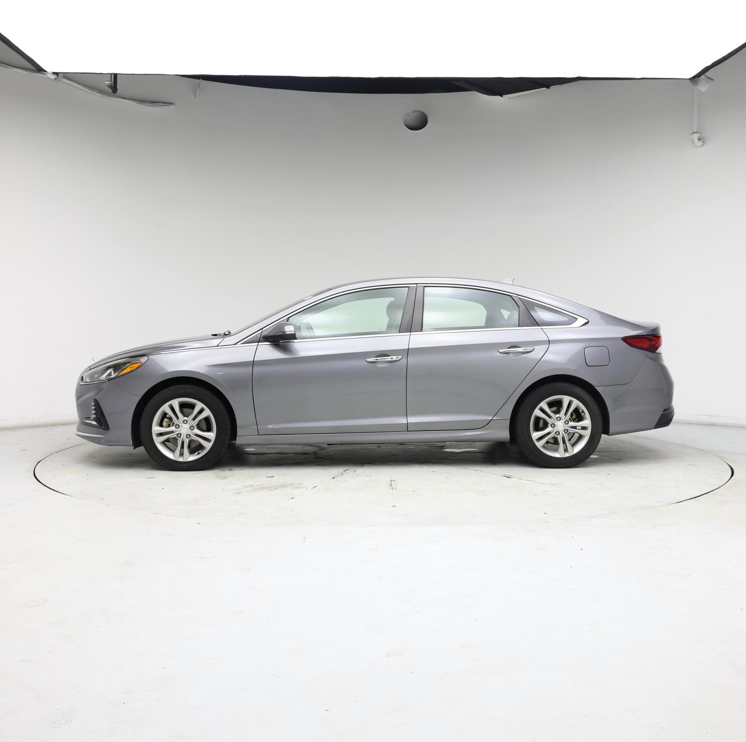 Thumbnail: 2018 Hyundai Sonata - 3
