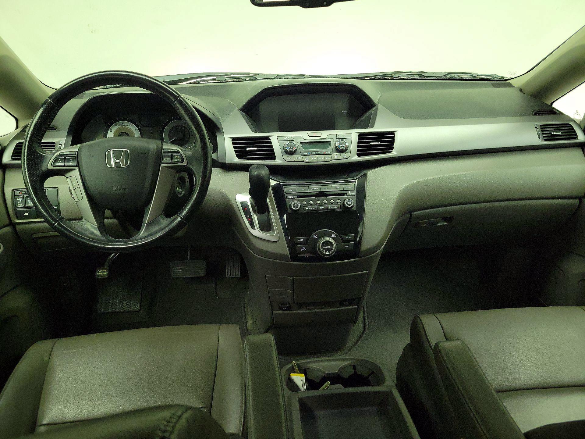 Thumbnail: 2013 Honda Odyssey - 9