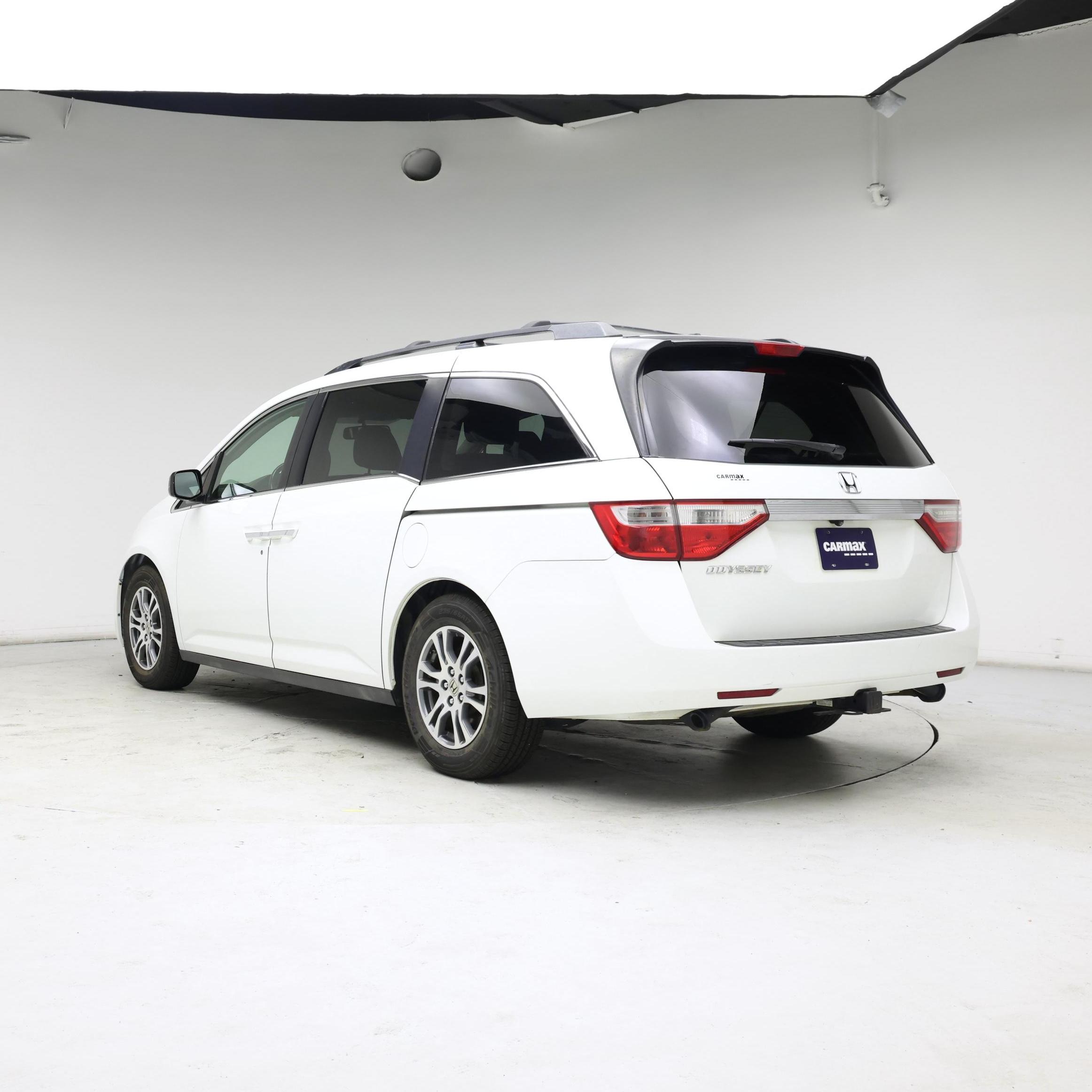 Thumbnail: 2013 Honda Odyssey - 2